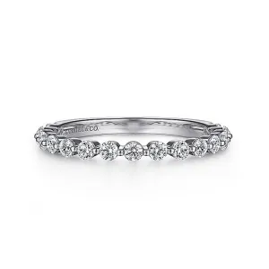 14K White Gold Straight Natural Diamonds Band