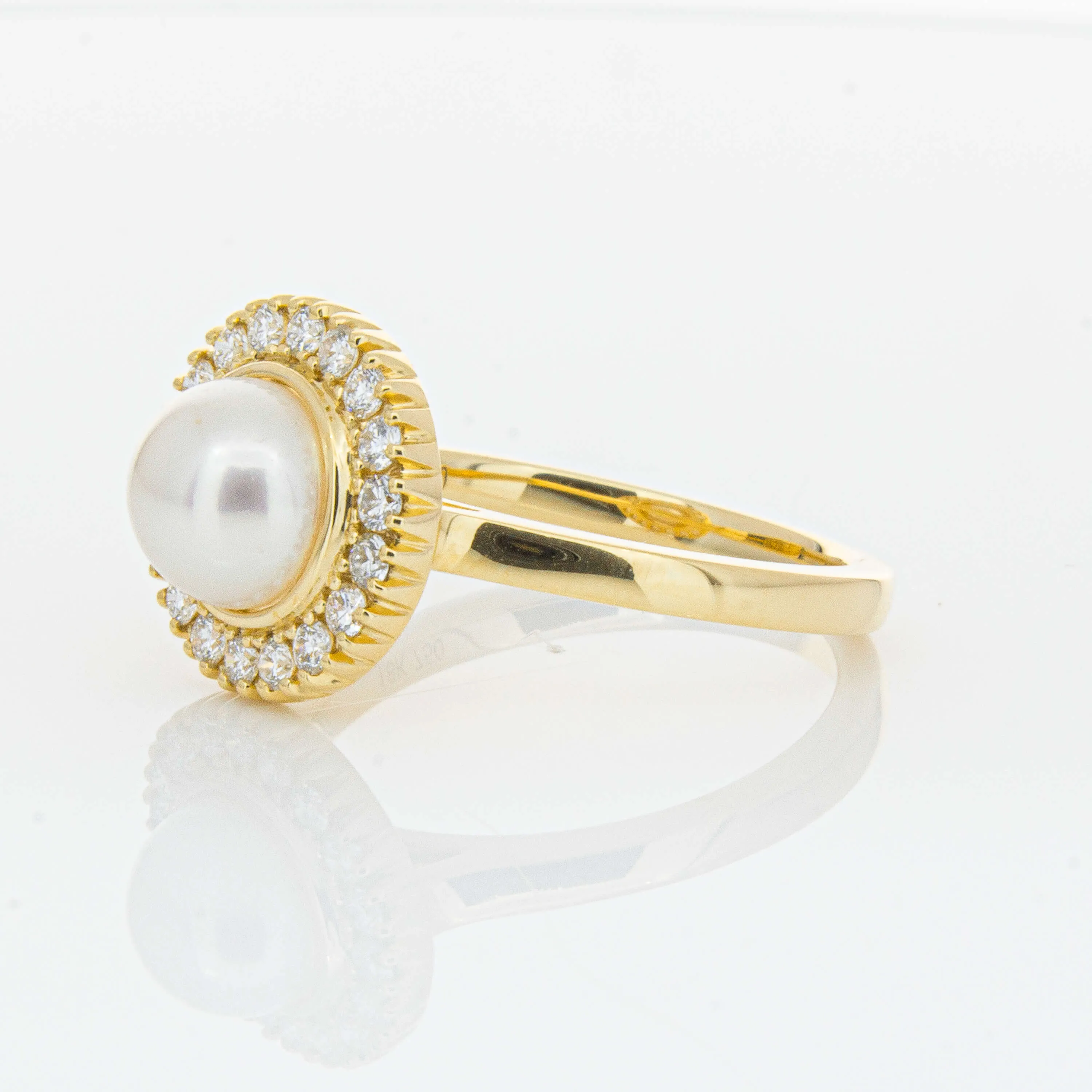 18ct Yellow Gold 7mm Akoya Pearl & Diamond Daisy Ring