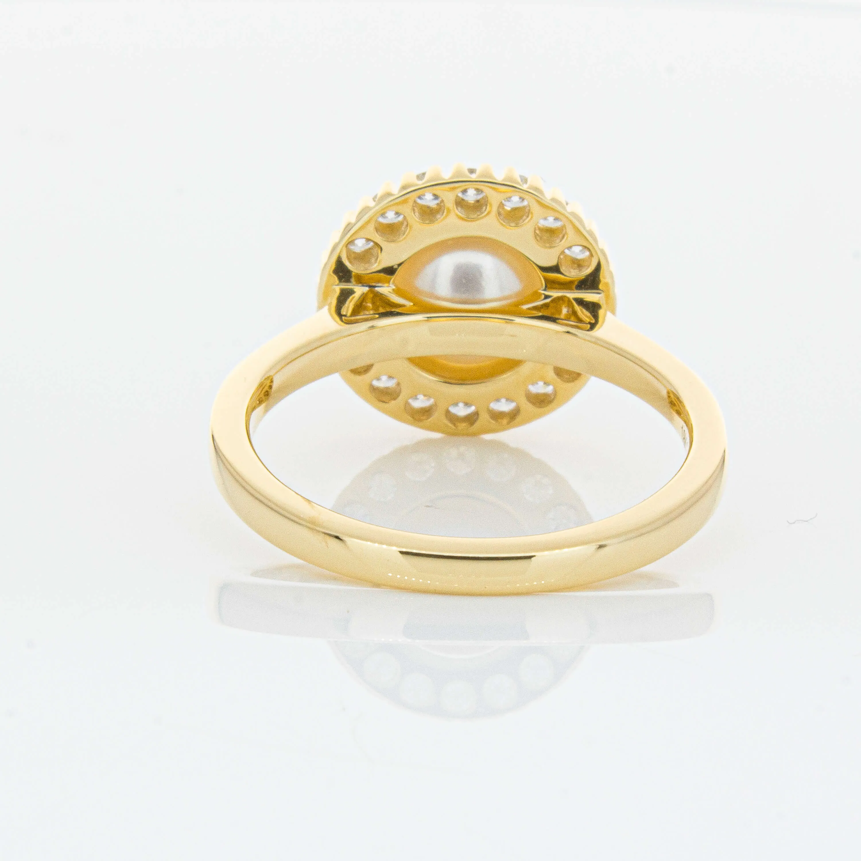 18ct Yellow Gold 7mm Akoya Pearl & Diamond Daisy Ring