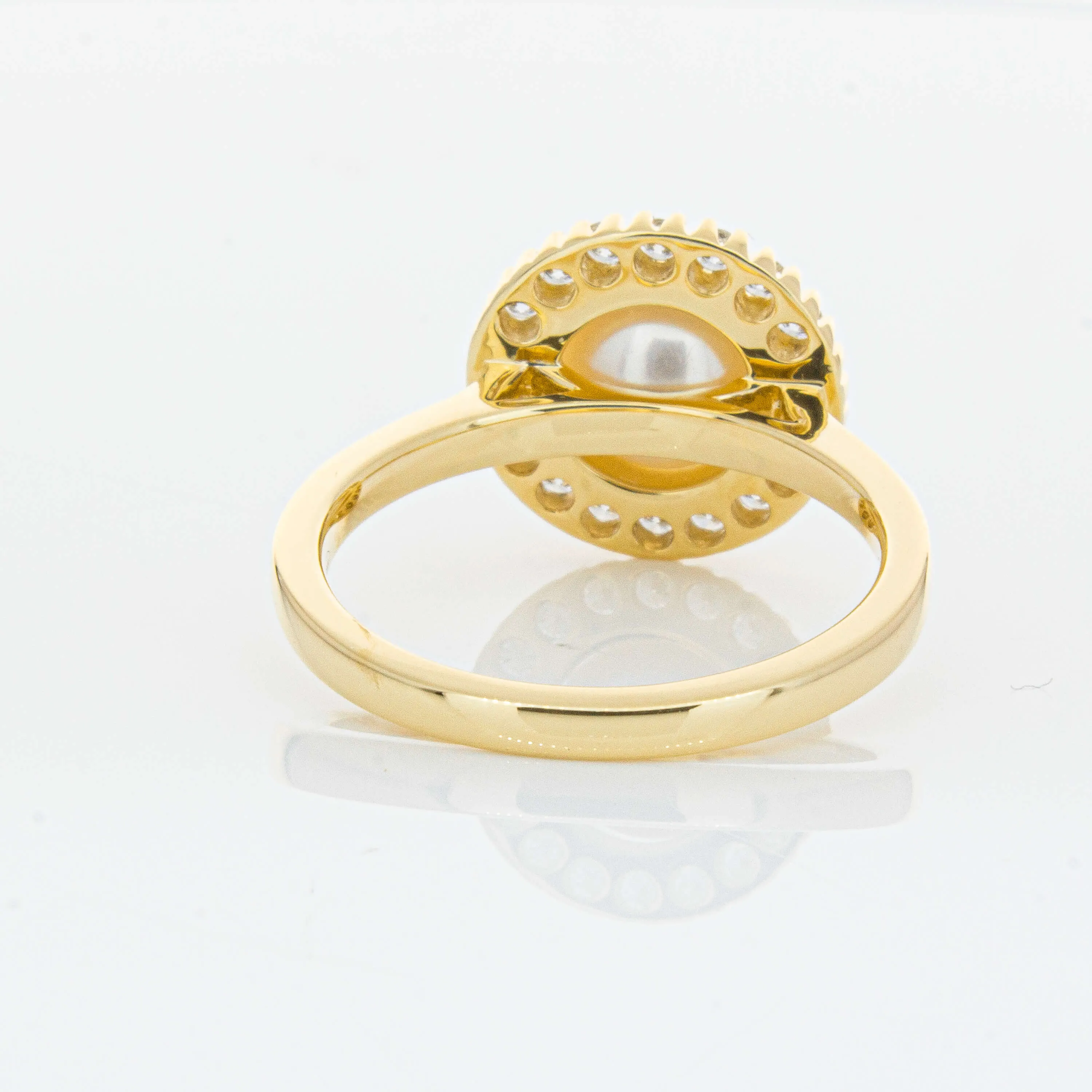 18ct Yellow Gold 7mm Akoya Pearl & Diamond Daisy Ring