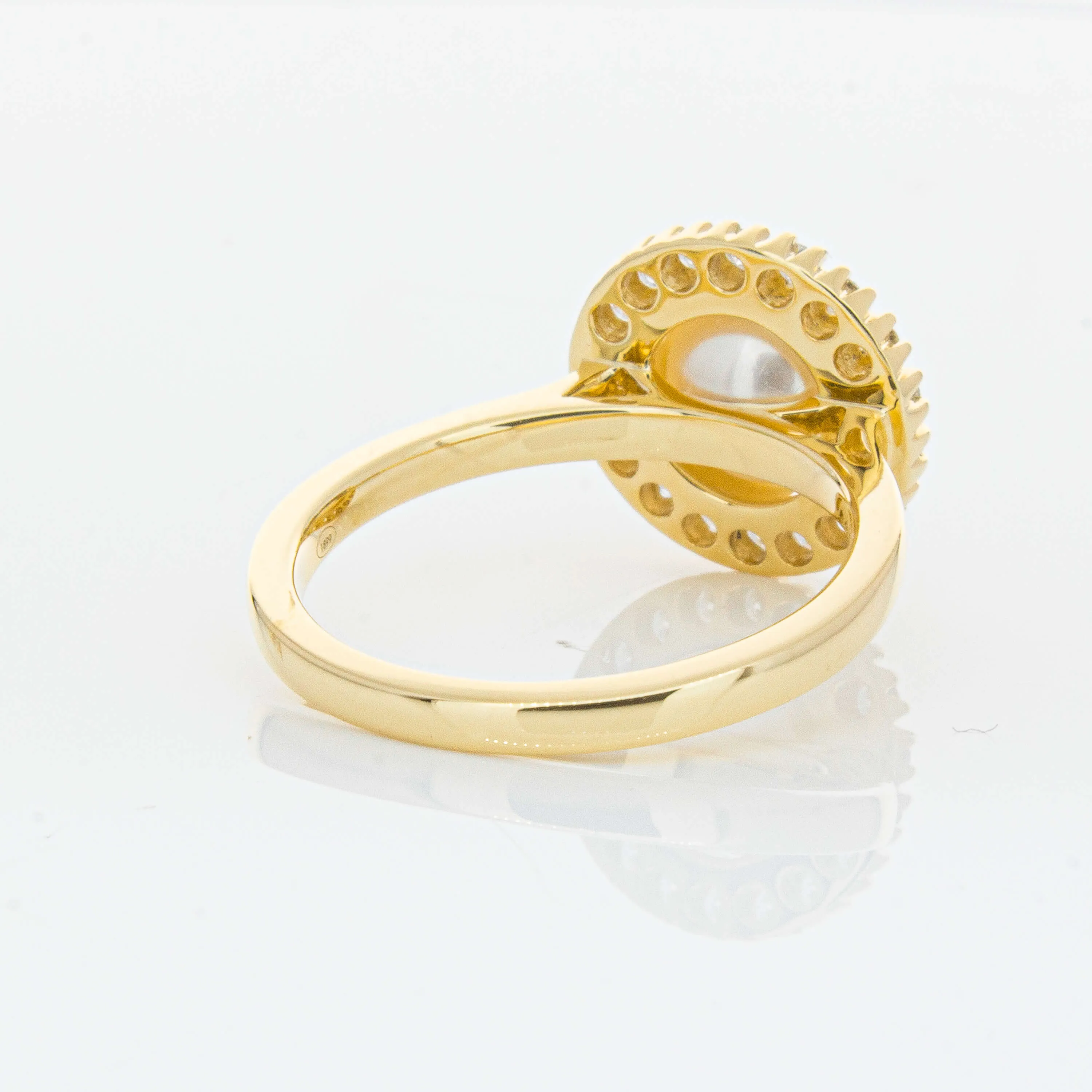 18ct Yellow Gold 7mm Akoya Pearl & Diamond Daisy Ring