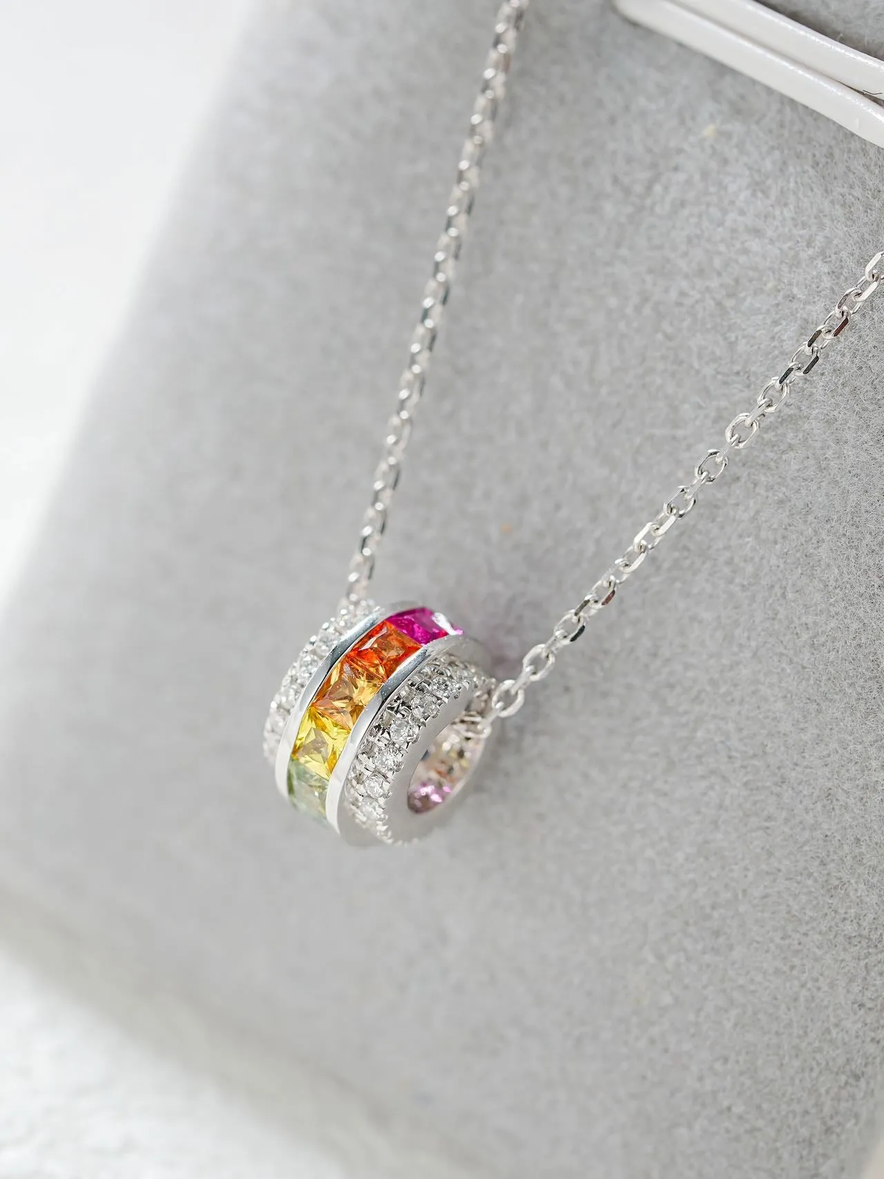 18k Gold Custom Baguette Wheel Necklace