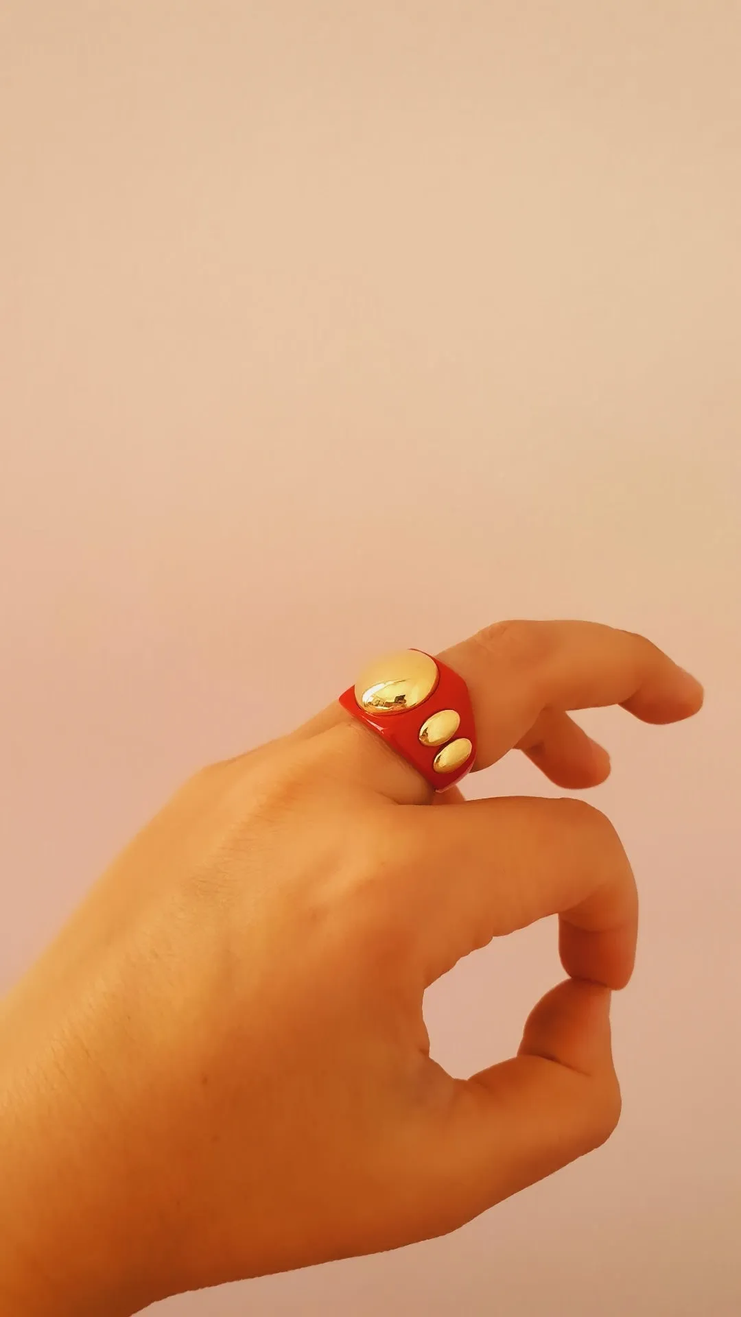 Adjustable Red Globe Ring in 925 Sterling Silver