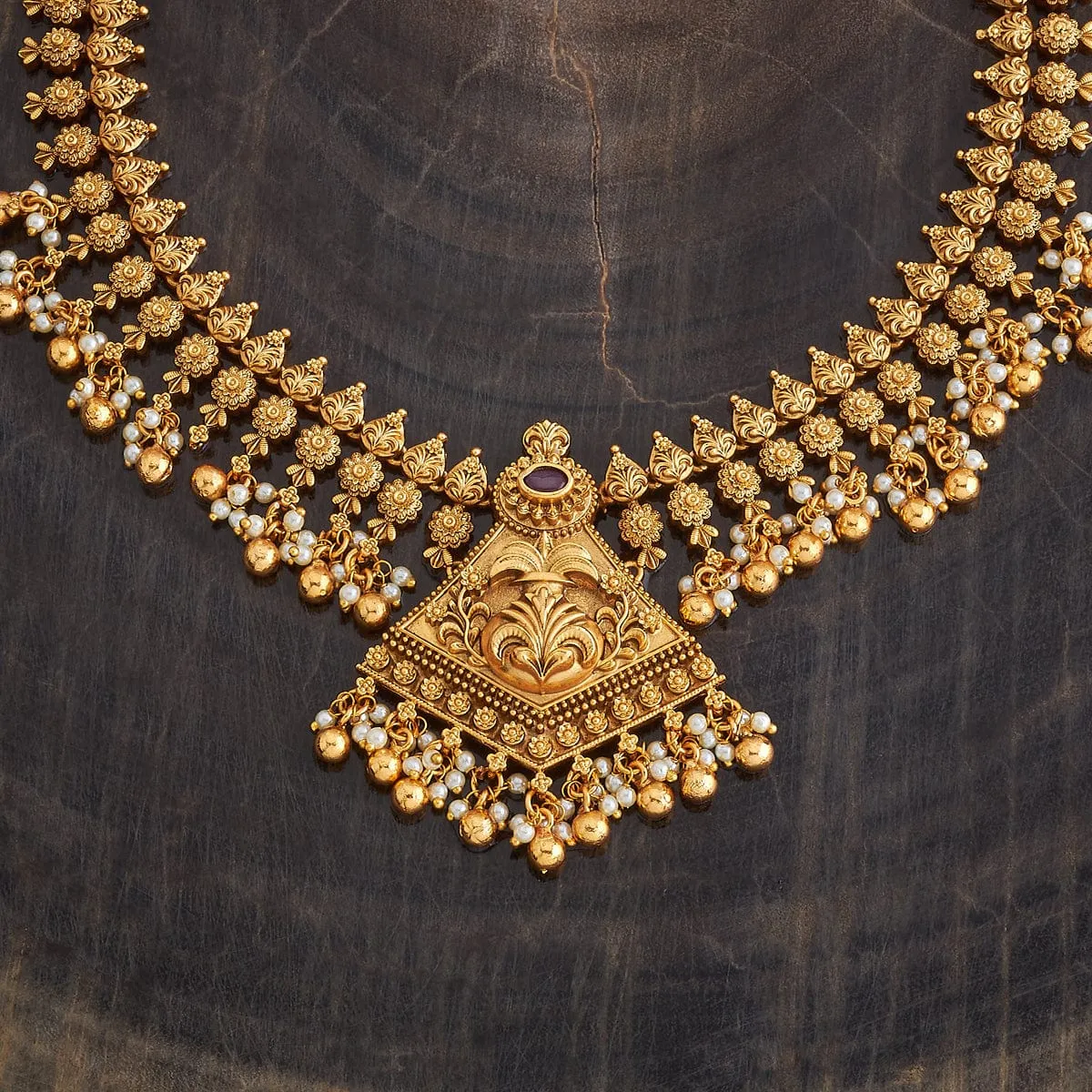 Antique Necklace 179992