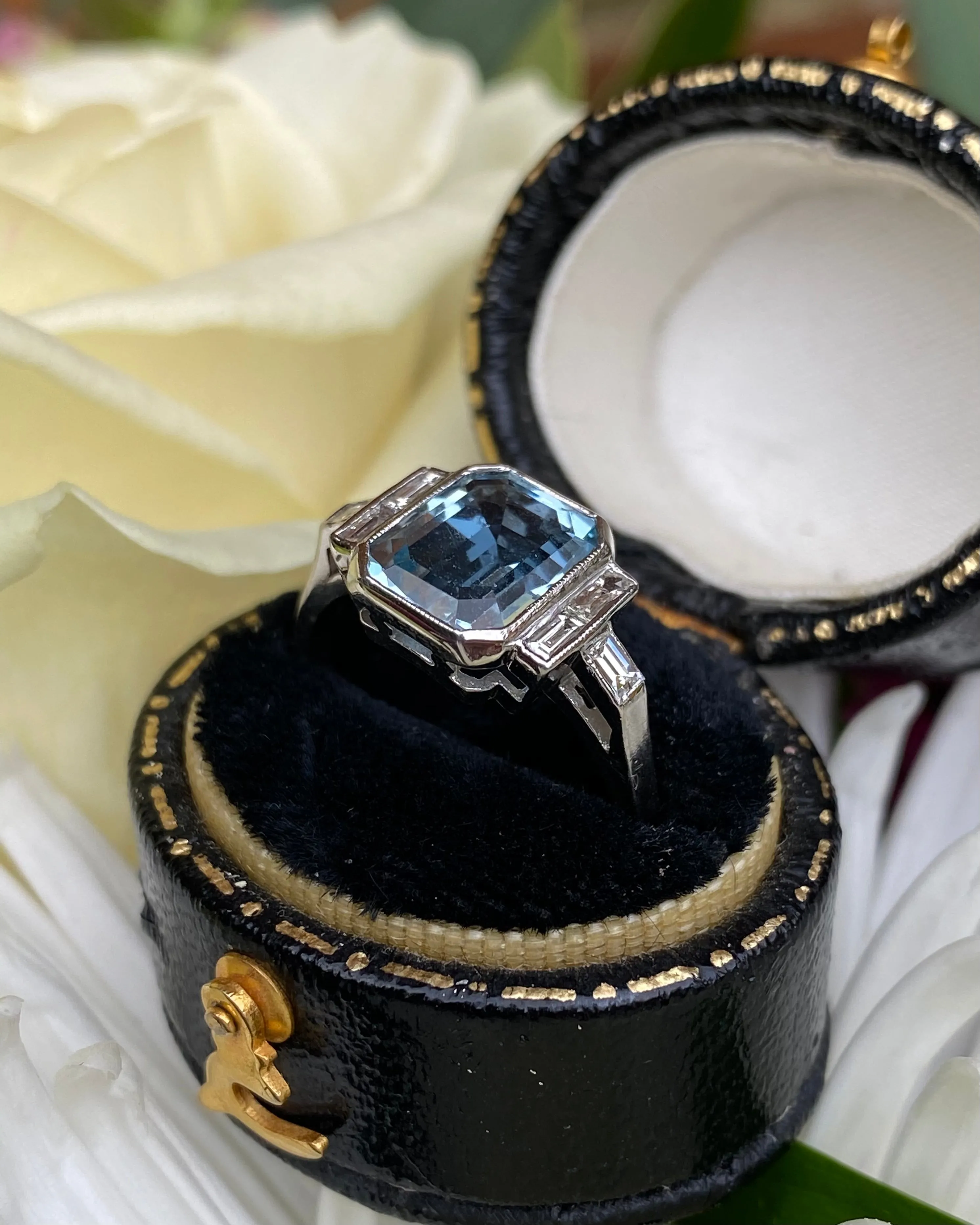 Art Deco Aquamarine and Diamond Platinum Ring 0.30ct   2.20ct