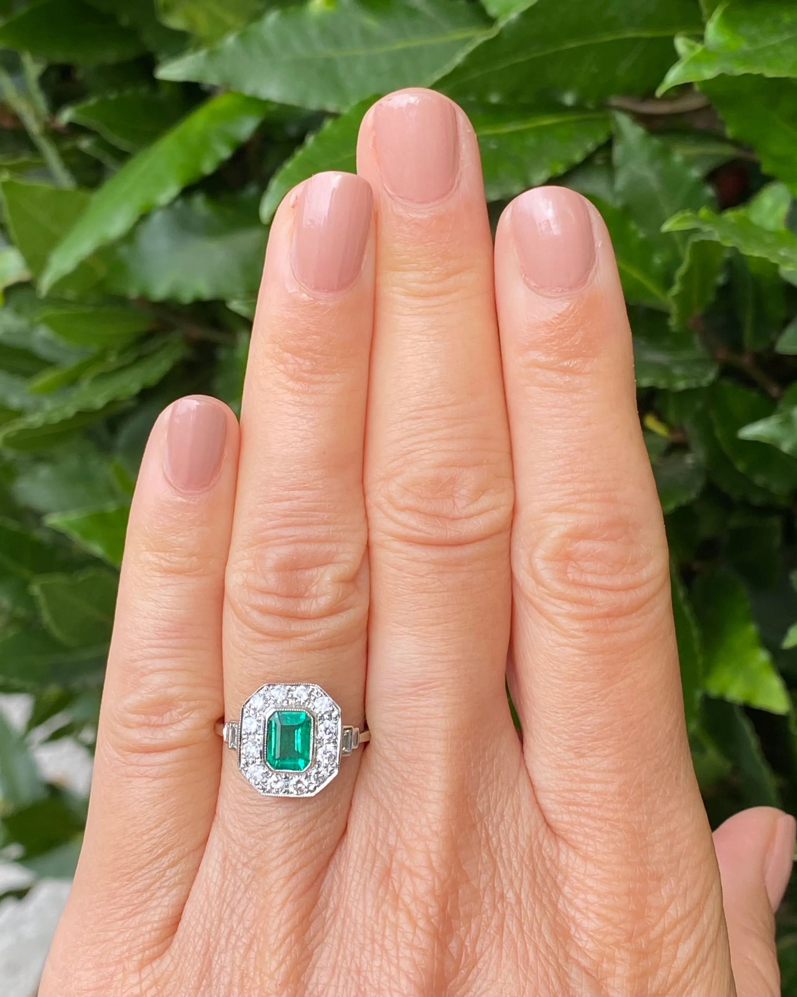 Art Deco Emerald and Diamond Cluster Platinum Ring 0.75ct   1.0ct