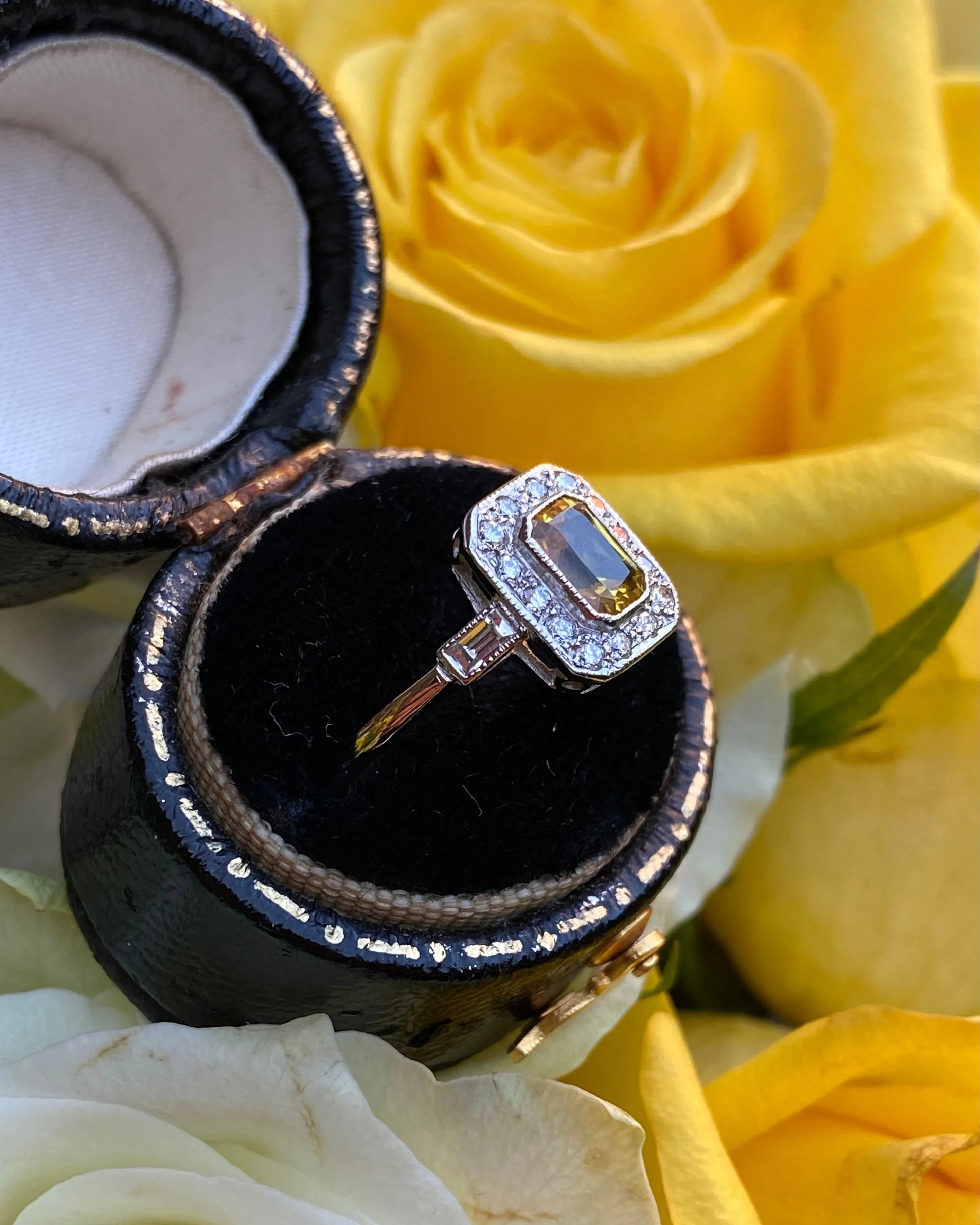 Art Deco Yellow Sapphire & Diamond Cluster Ring Platinum 0.25ct   0.75ct