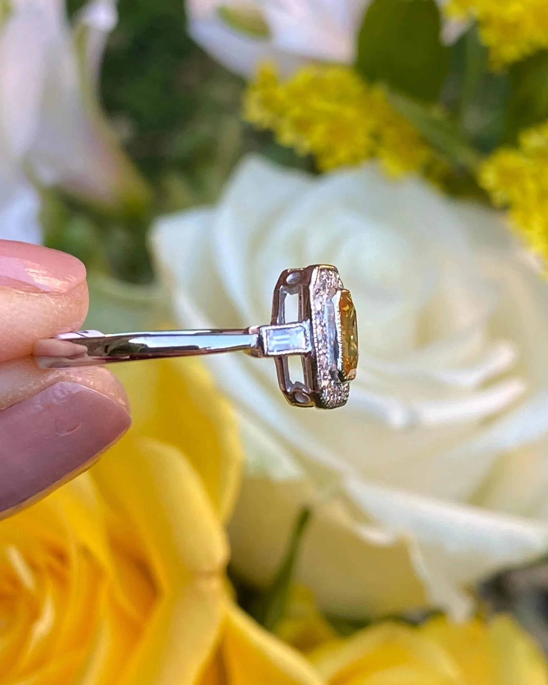 Art Deco Yellow Sapphire & Diamond Cluster Ring Platinum 0.25ct   0.75ct