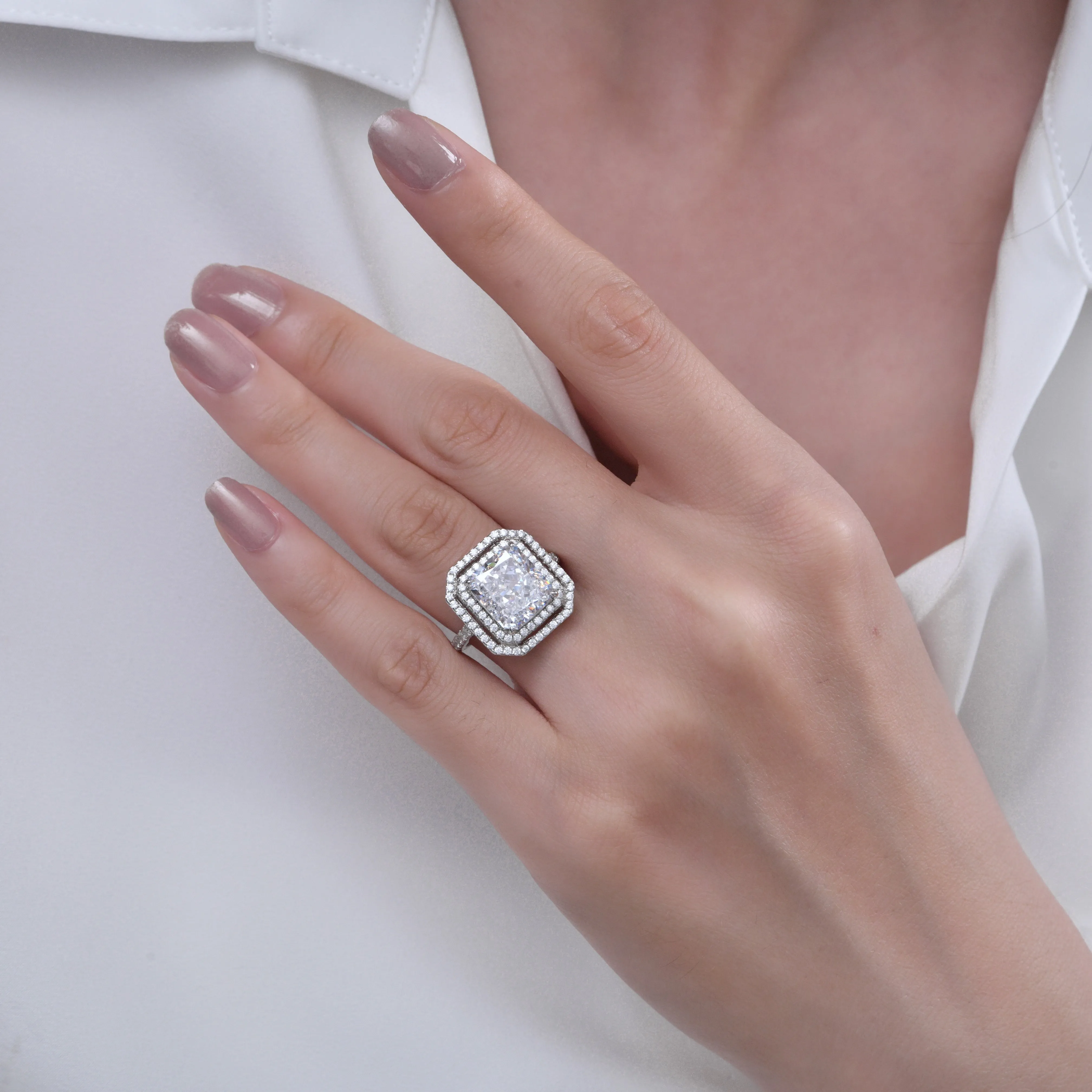 Bijou d'Amour 5 Carat Ring in White Diamond