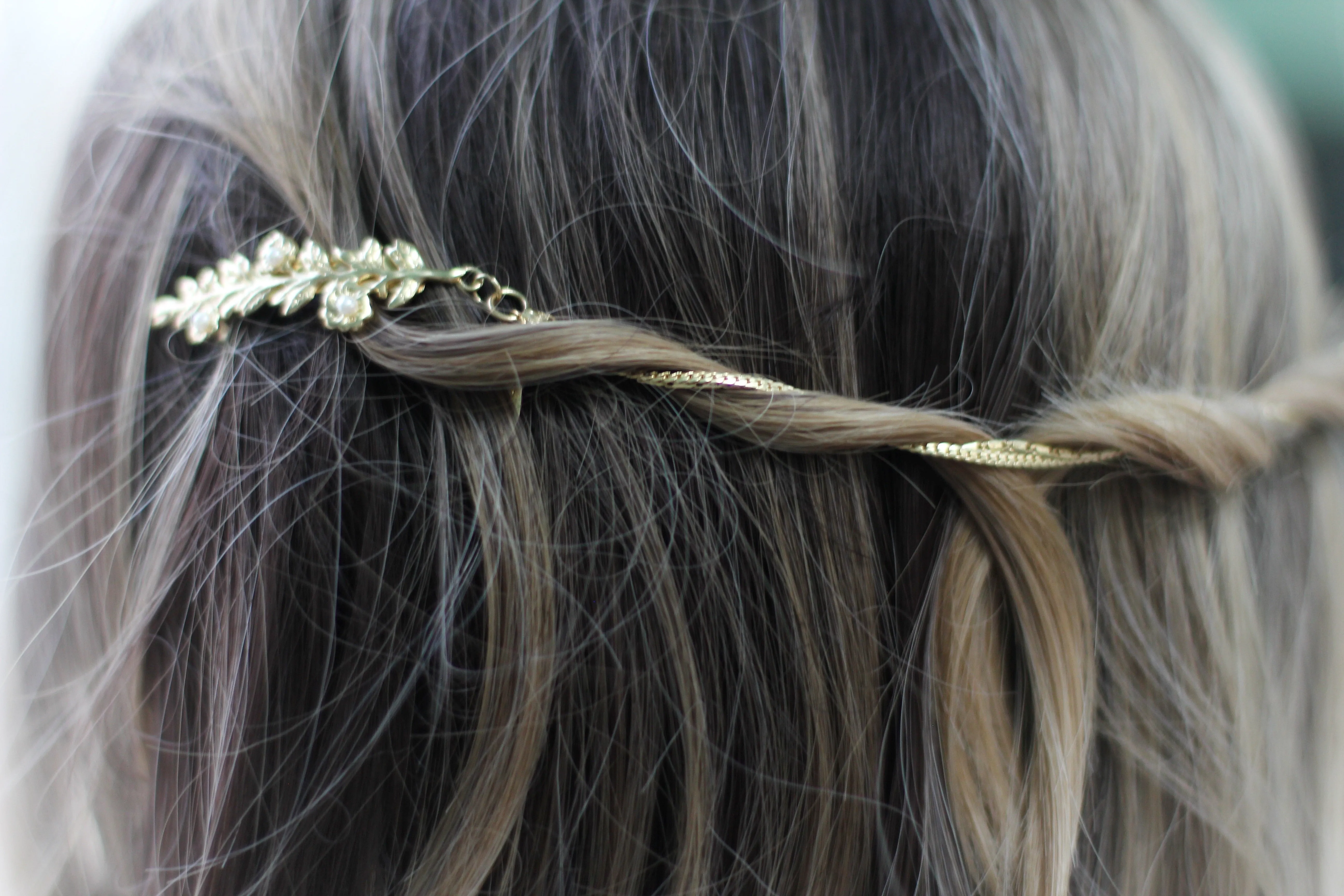 Bloom Bouquet Hair Chain