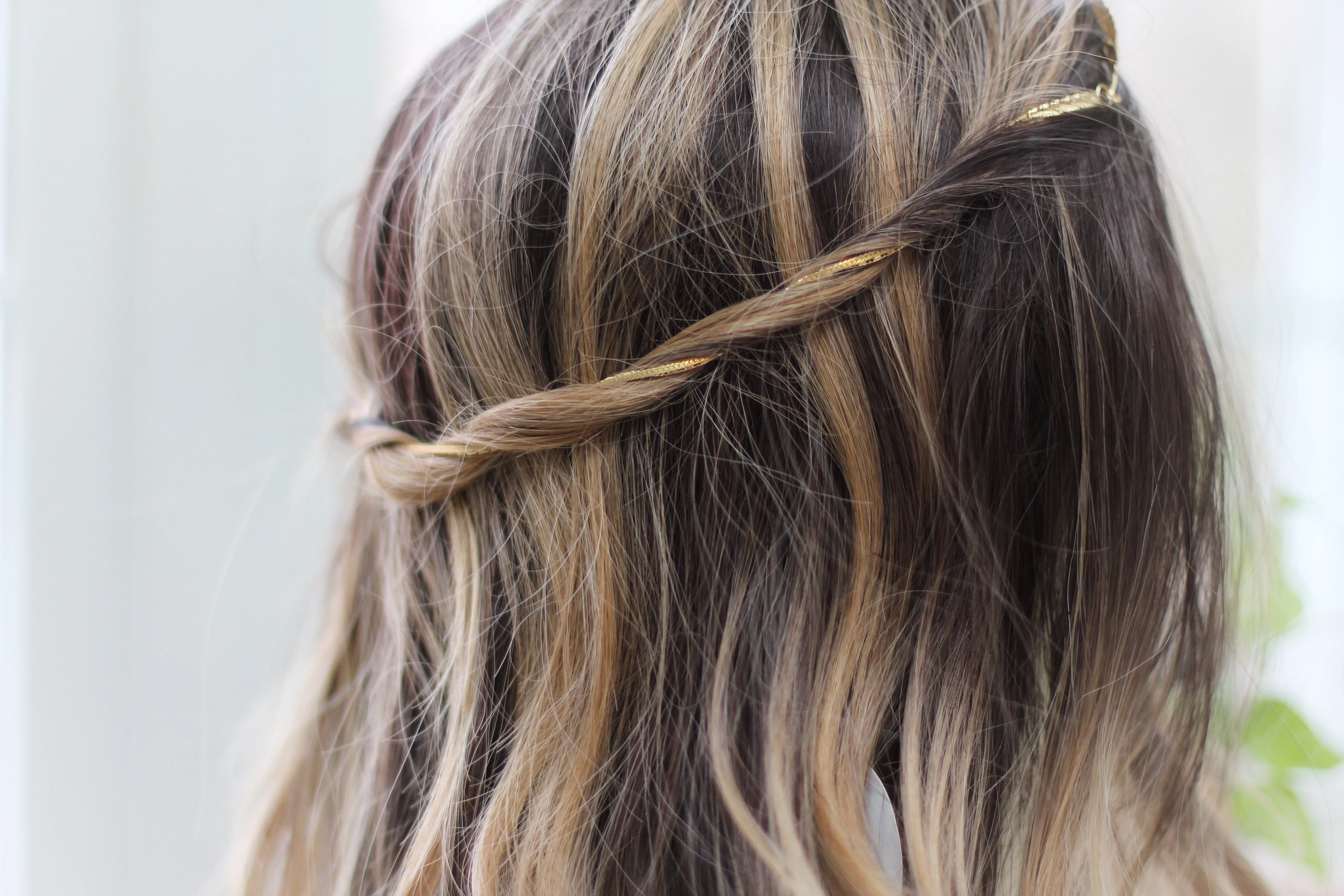 Bloom Bouquet Hair Chain