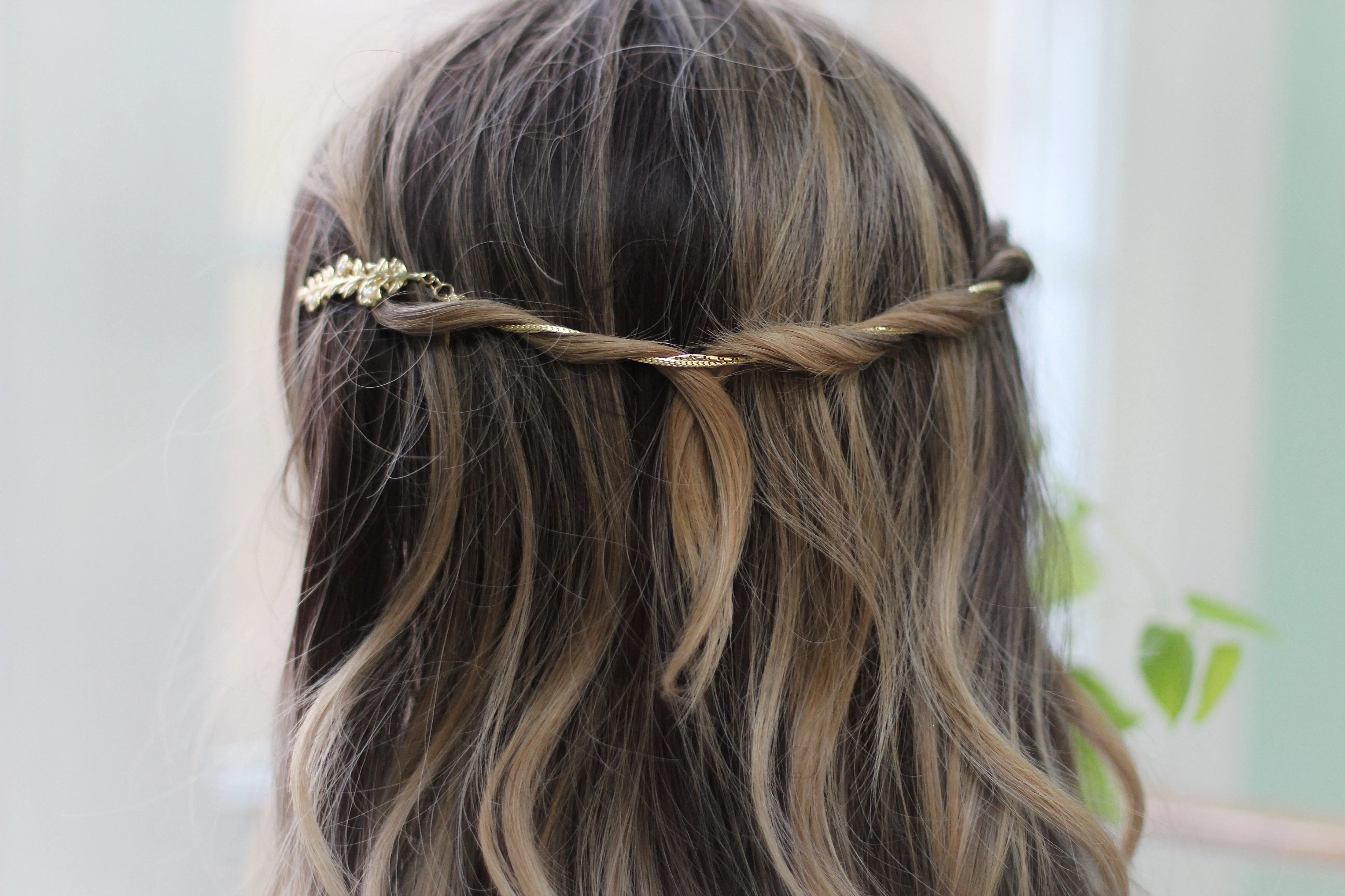 Bloom Bouquet Hair Chain