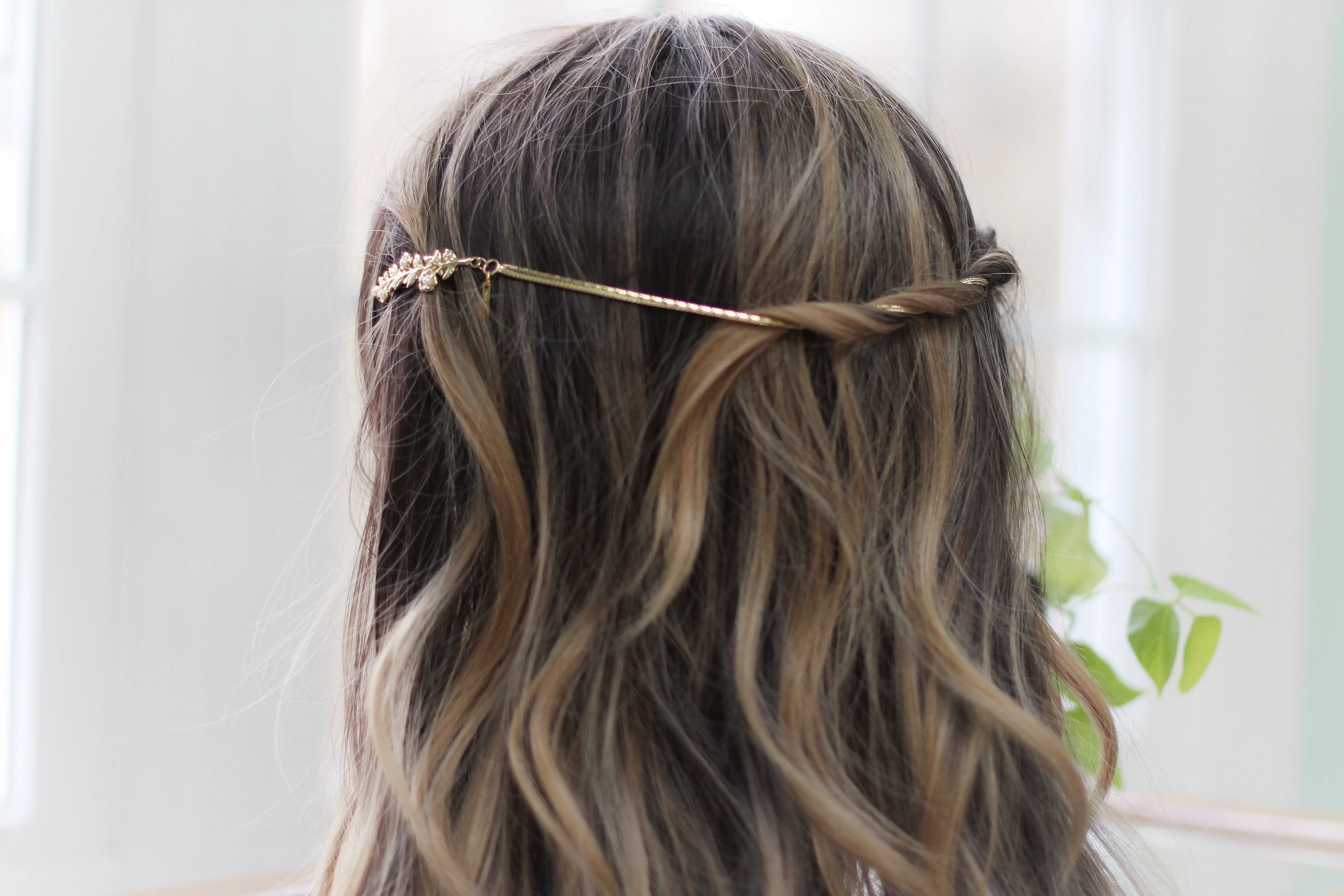 Bloom Bouquet Hair Chain