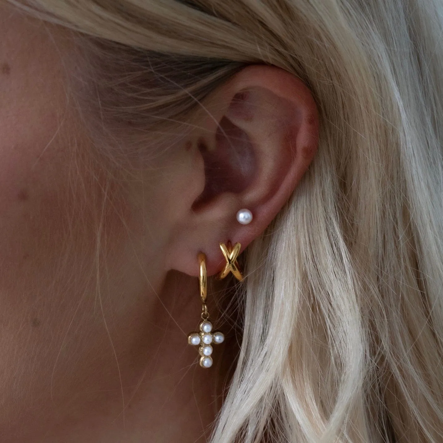 Criss Cross Hoop Earrings