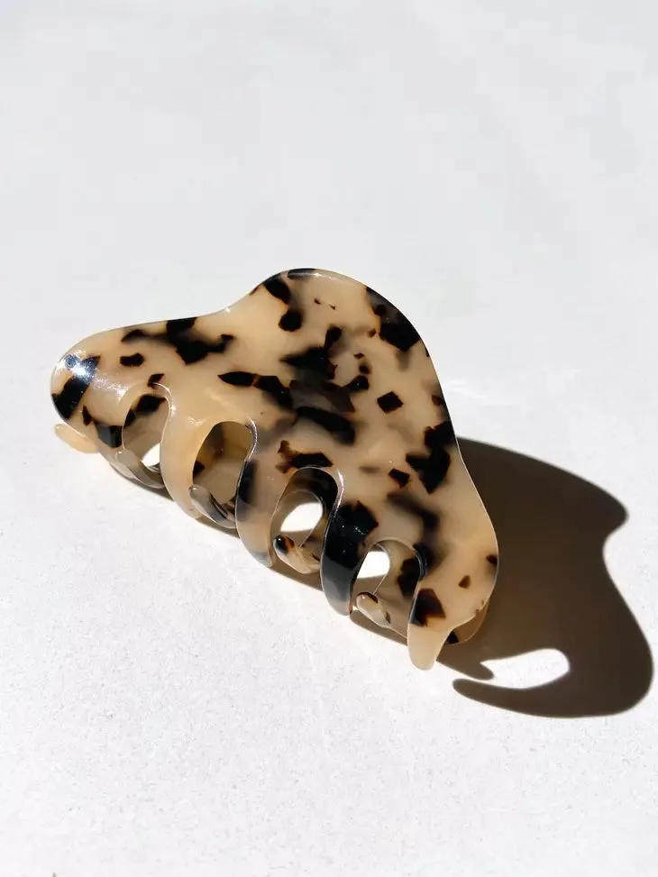 Curved Big Claw Clip