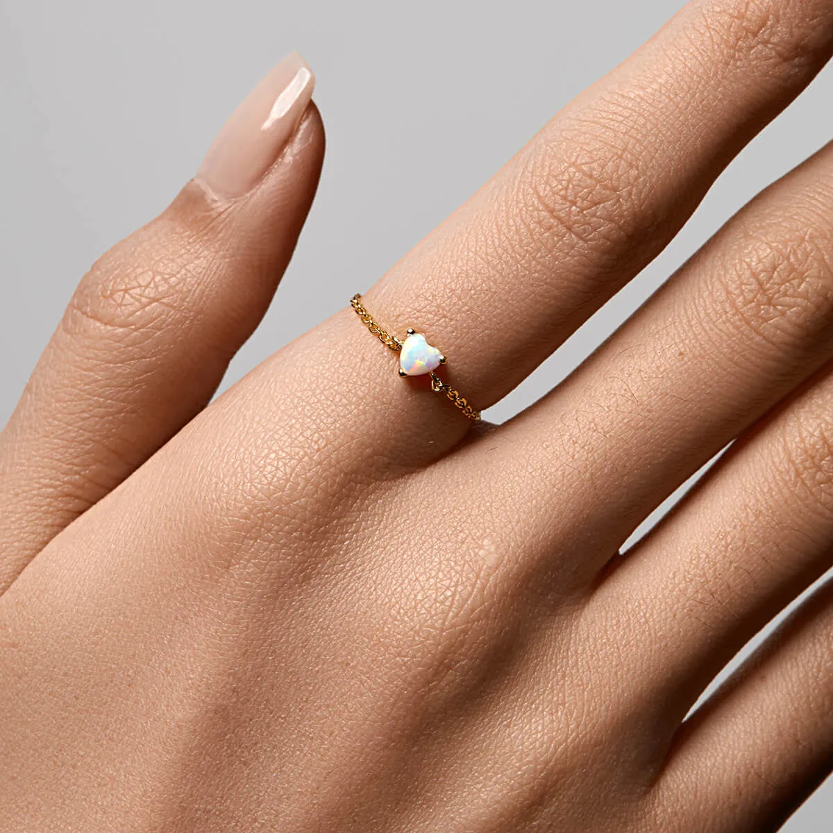 Dainty Heart Chain Ring