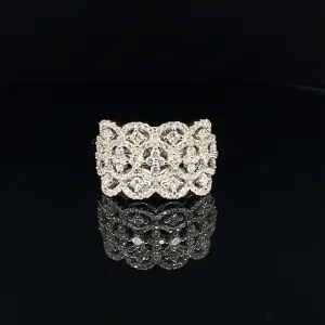 Diamond Vintage Lace Ring in 18k White Gold - (#92-RGDIA642092)