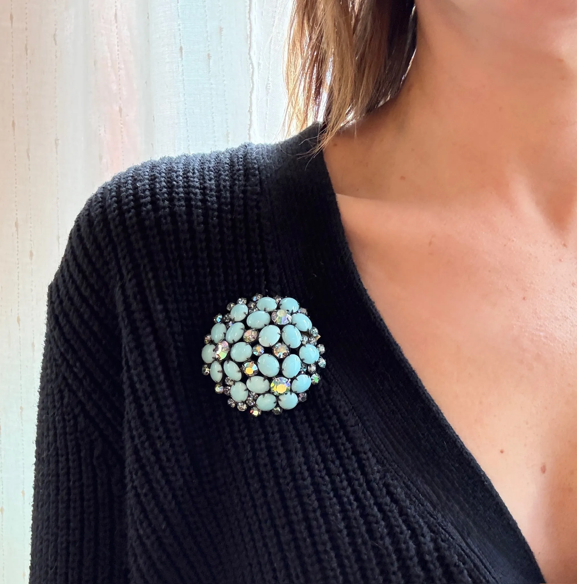 Domed Blue Stone Forget-Me-Not Costume Brooch