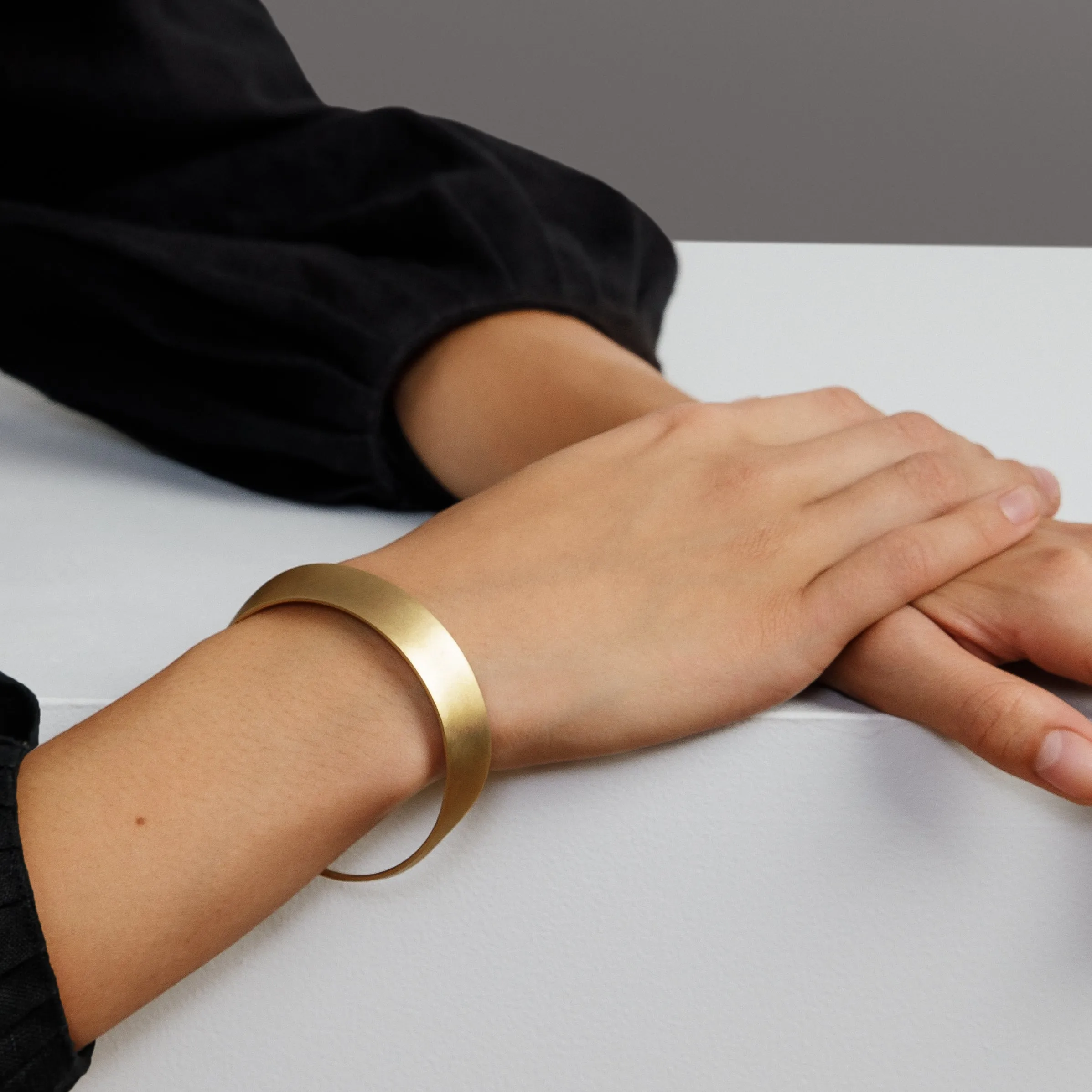 Elto Bangle