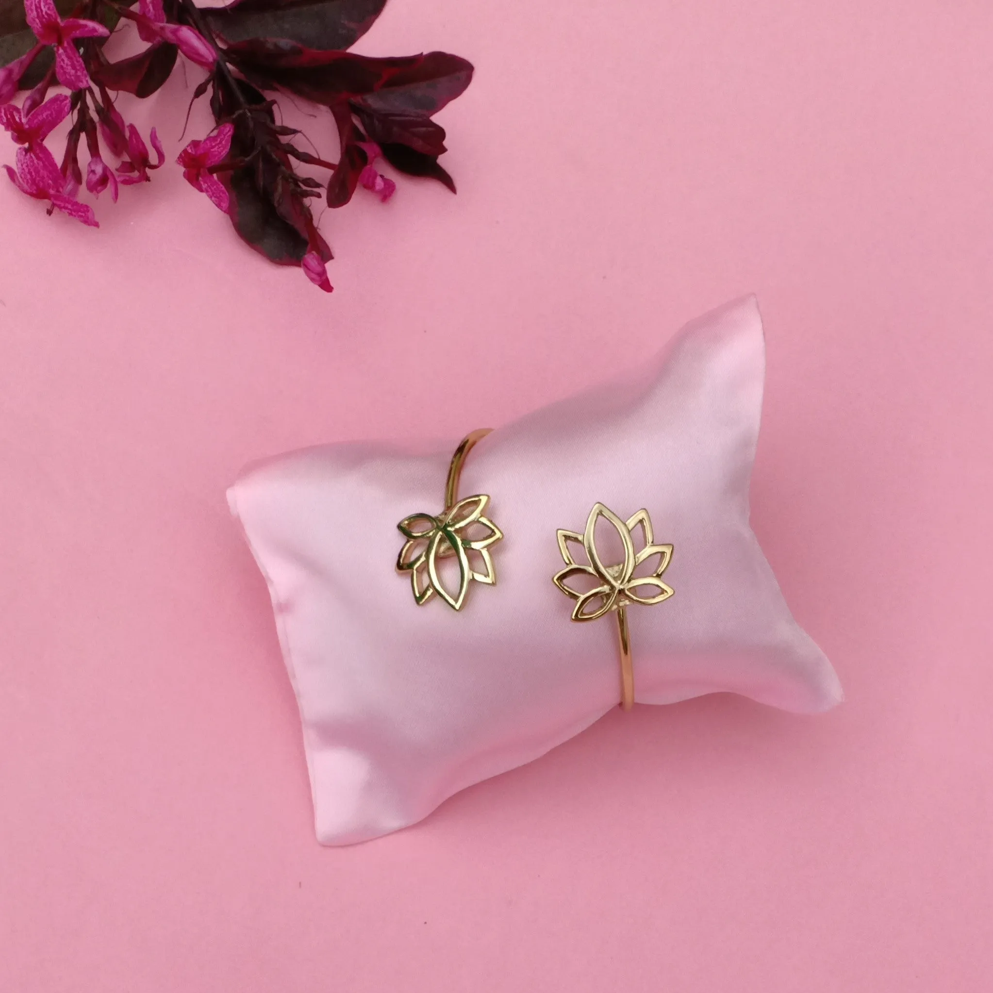 Estele Gold Plated Antique Floret Lotus Bracelet for Women