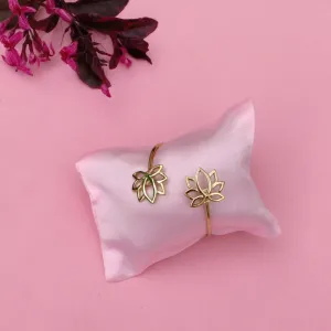 Estele Gold Plated Antique Floret Lotus Bracelet for Women
