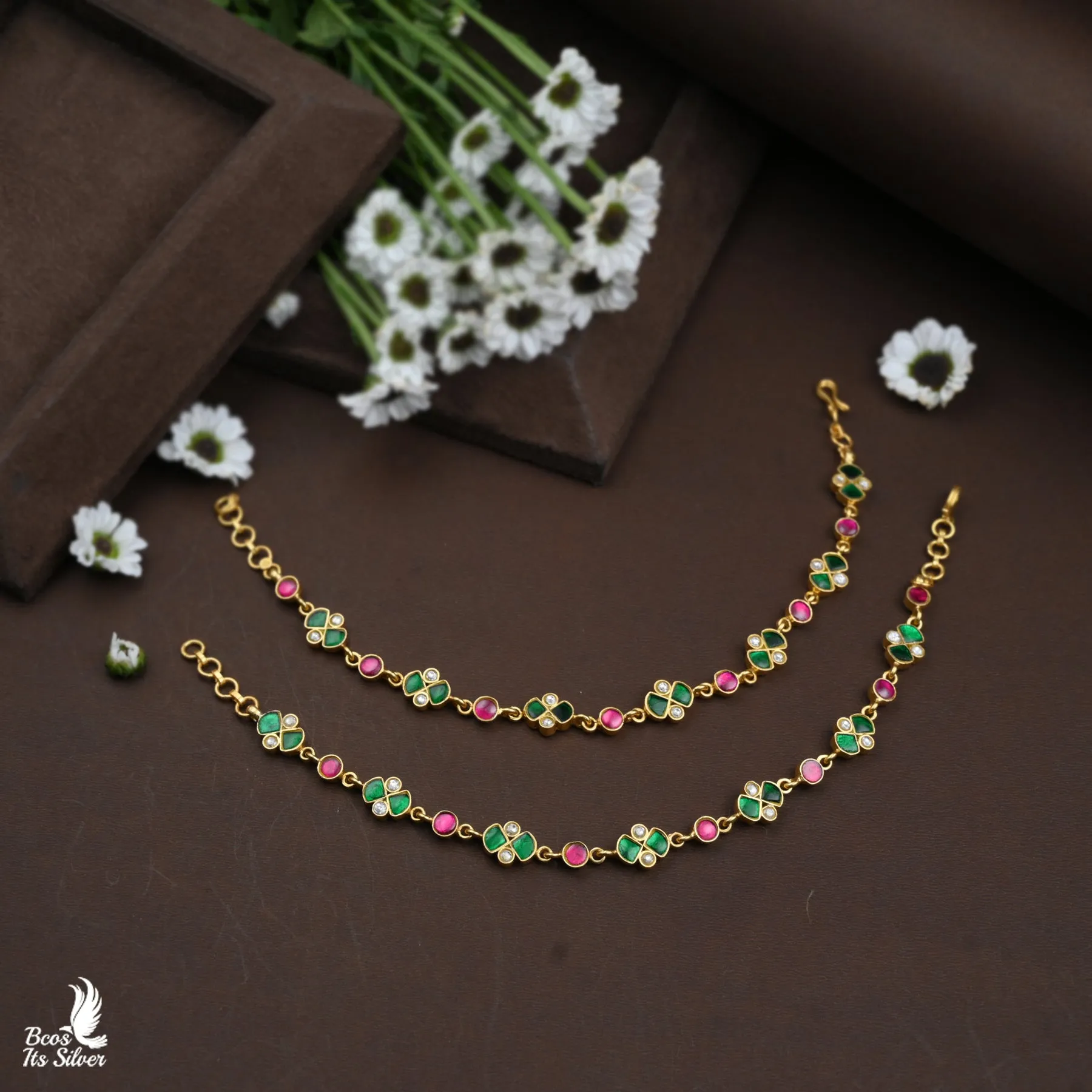 Gold Pleated Kundan Anklet - 3894
