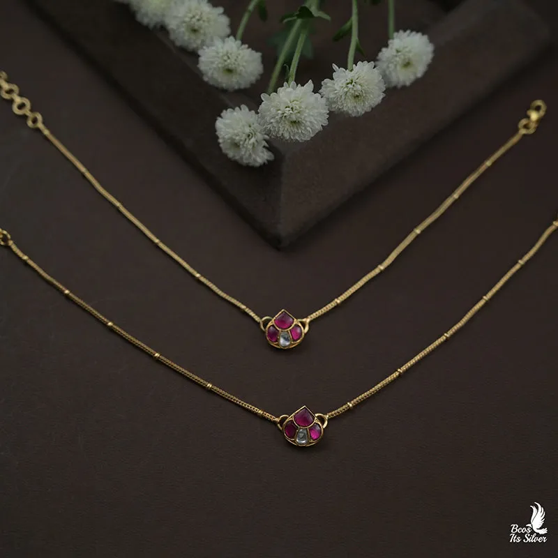 Gold Pleated Kundan Anklet - 8407
