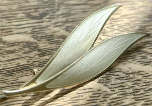 Modern Mid Century MN Thune Sterling Silver Gilt 1960??s Snowflake White Enamel Leaf Brooch