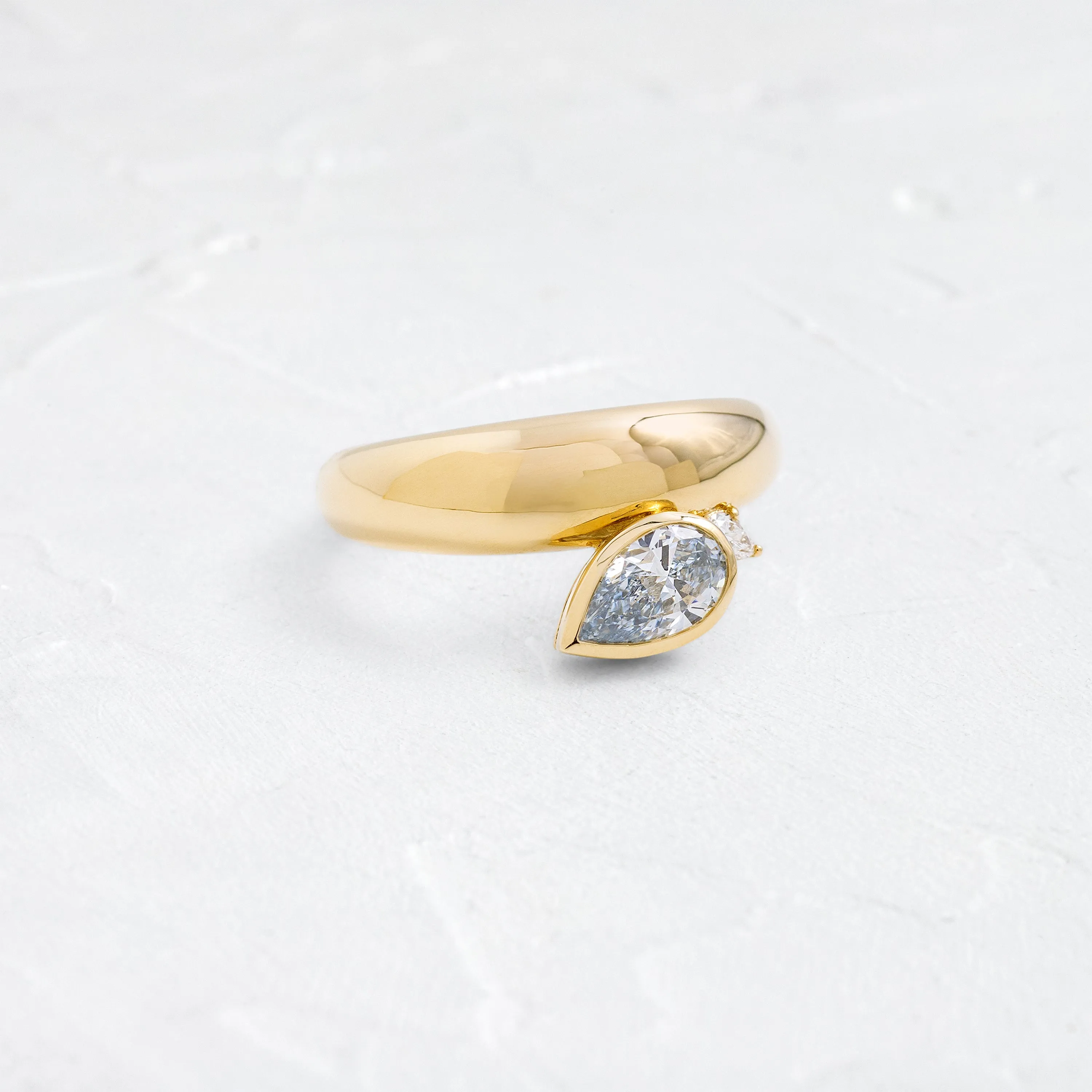Motif Band, 0.71ct. Lab-Grown Blue Diamond