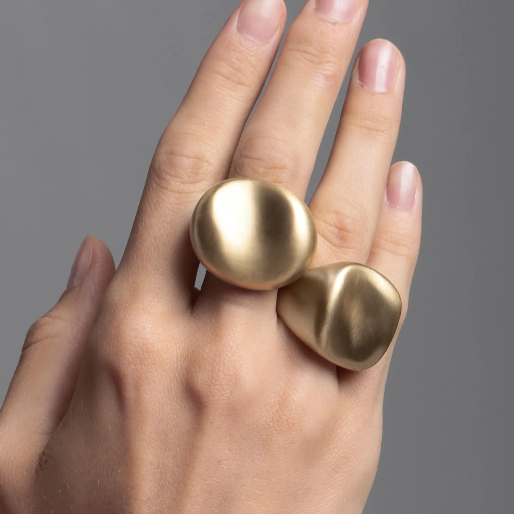 Nada Ghazal  Gold Round Malak Ring