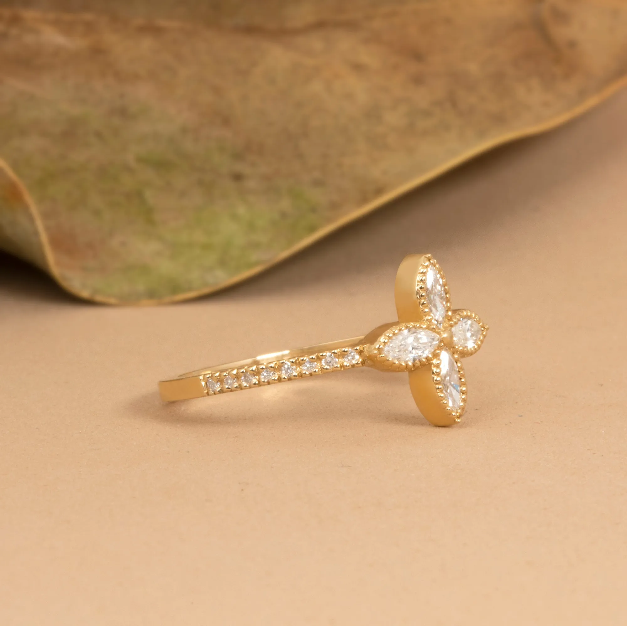 Natural Diamond Clover Ring, Leticia
