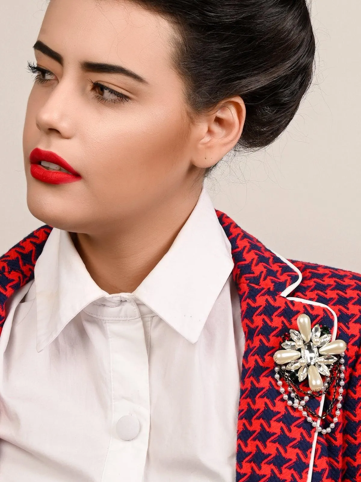 Odette Women Multicolour Metal Floral Brooch
