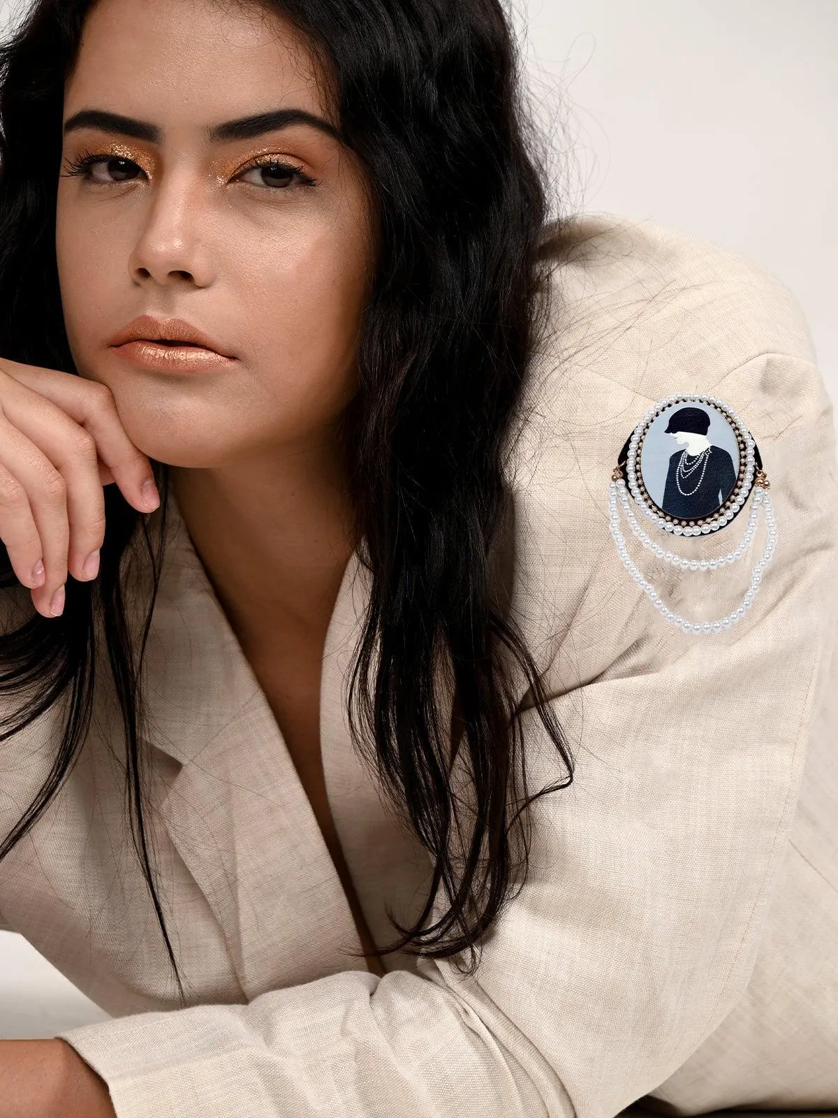 Odette Women White Metal Brooch
