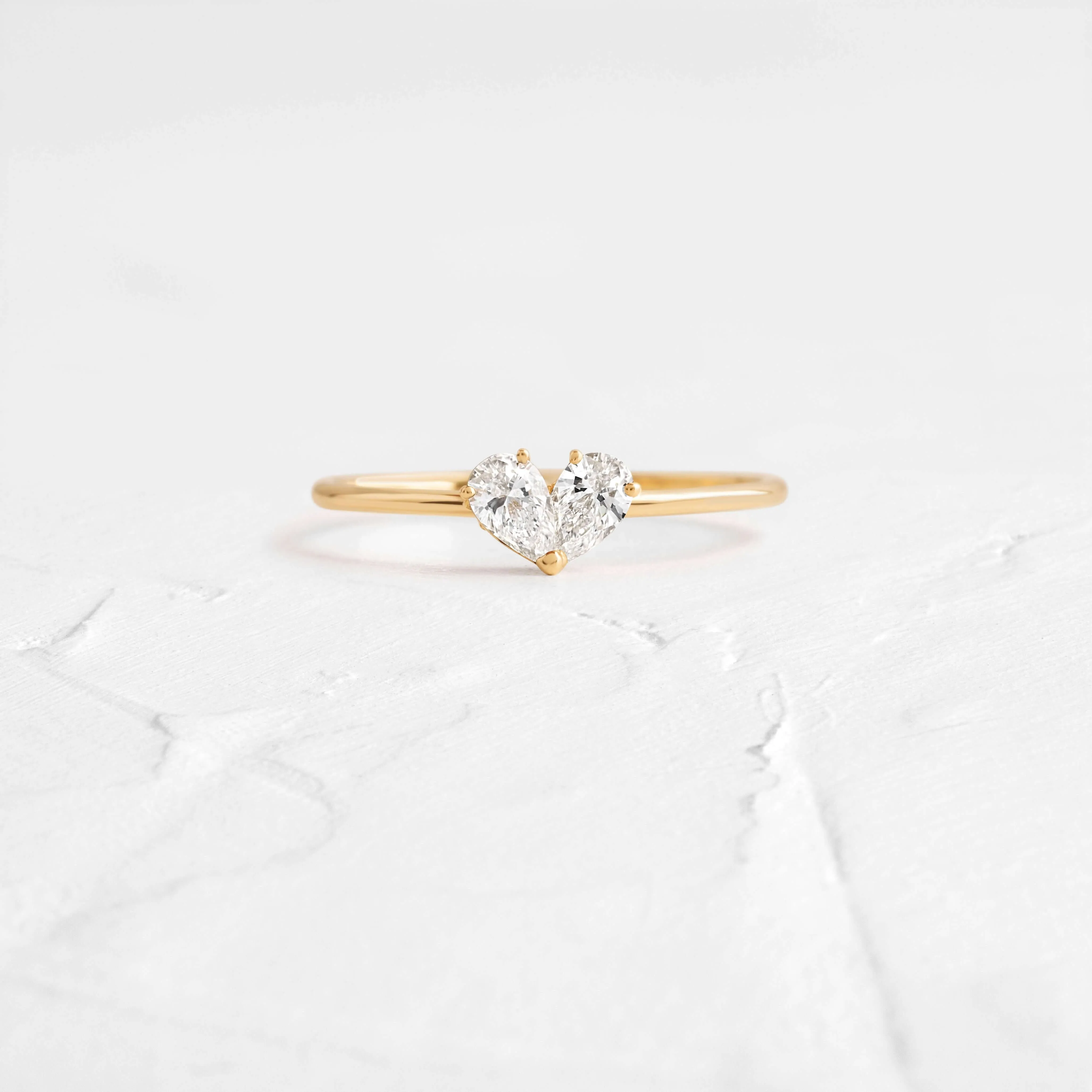 Overlap Heart Ring