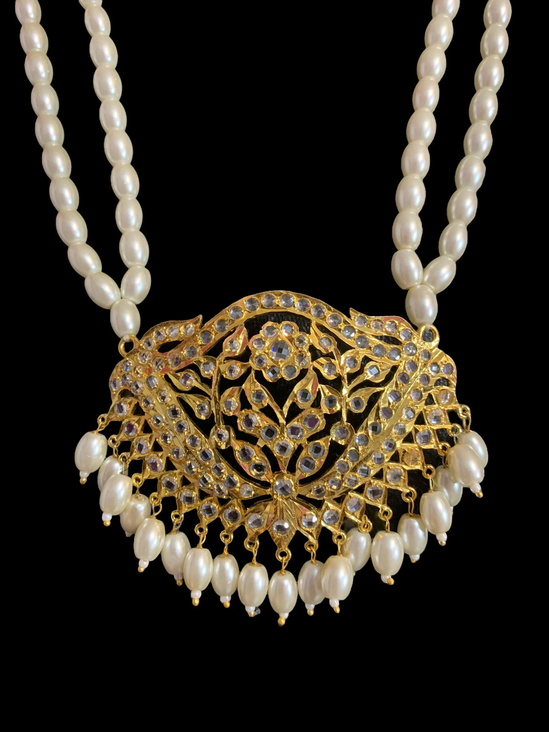 PS408 Anaya shell pearl  necklace with earrings ( READY TO SHIP )