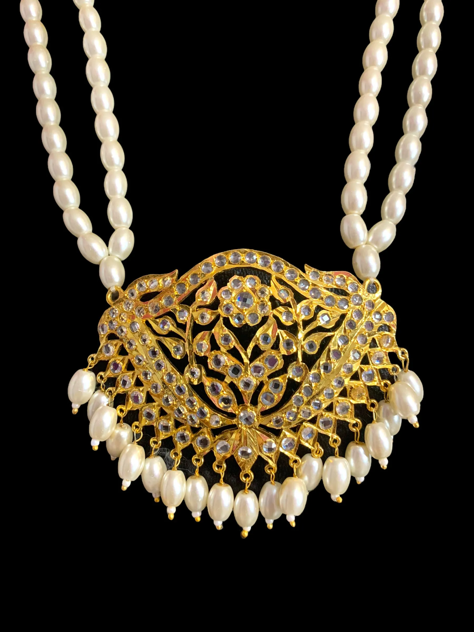 PS408 Anaya shell pearl  necklace with earrings ( READY TO SHIP )