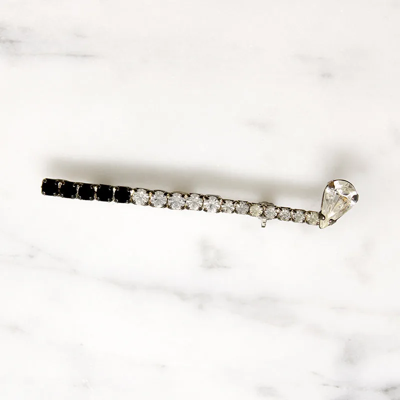 Sporty Black & White Rhinestone Golf Pin