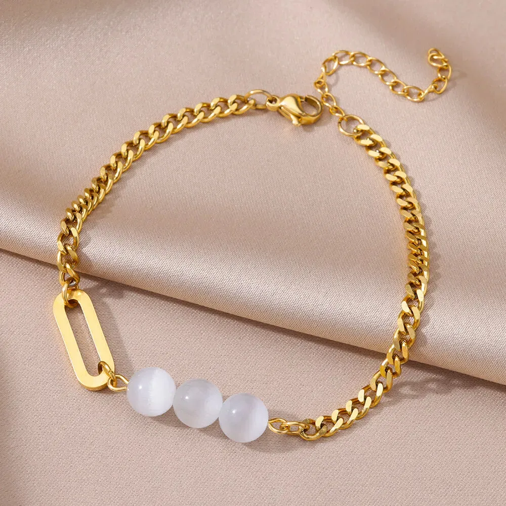 Summer Gold Anklet with Pearl Detail