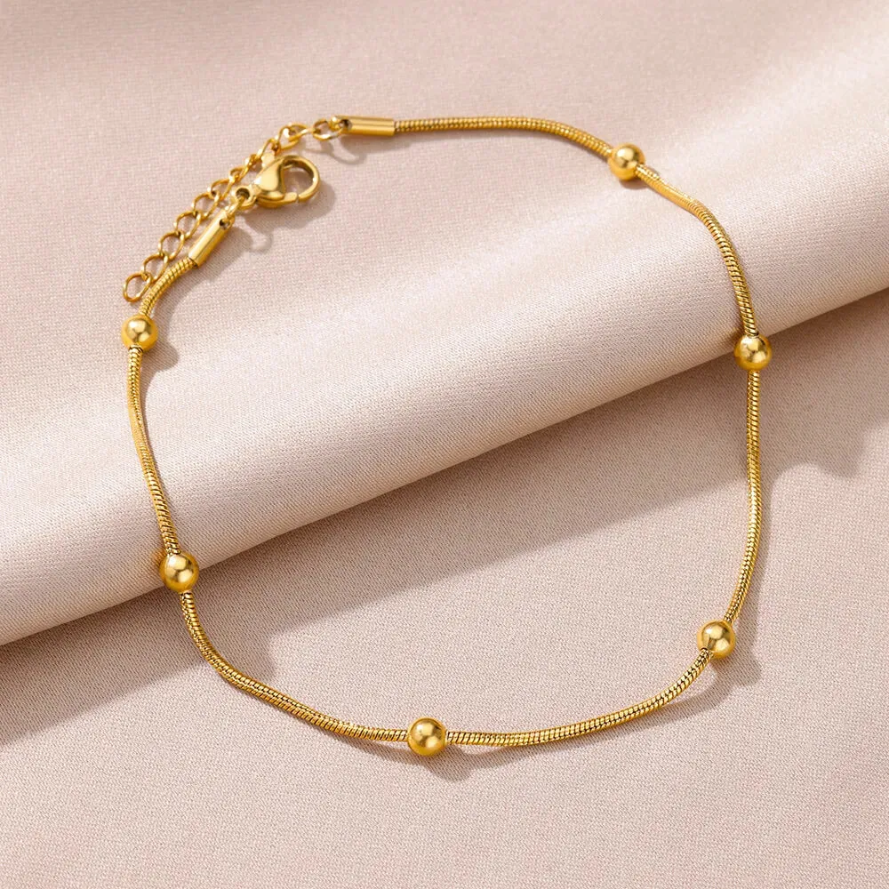 Summer Gold Anklet with Pearl Detail