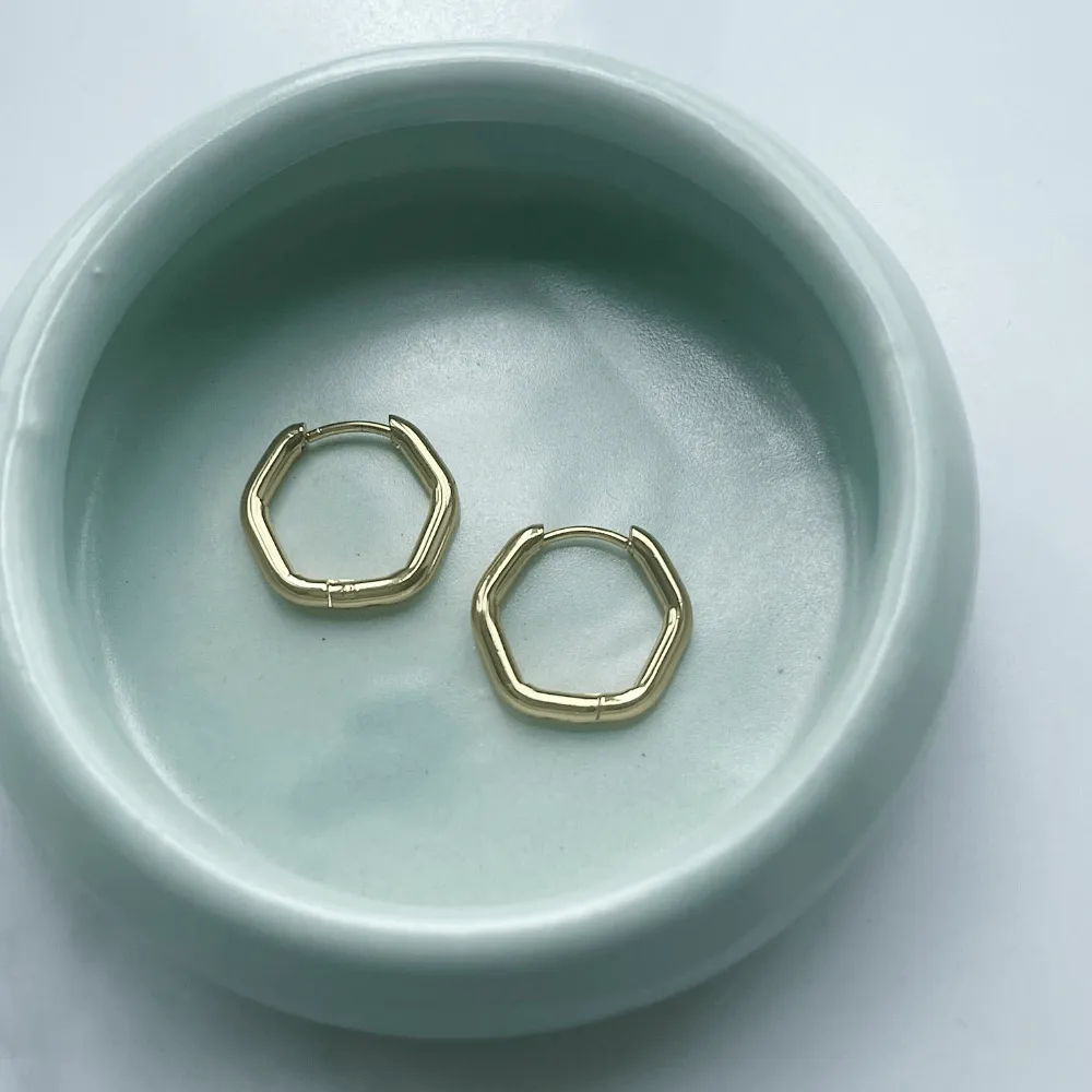 Taylor Hoop Earrings