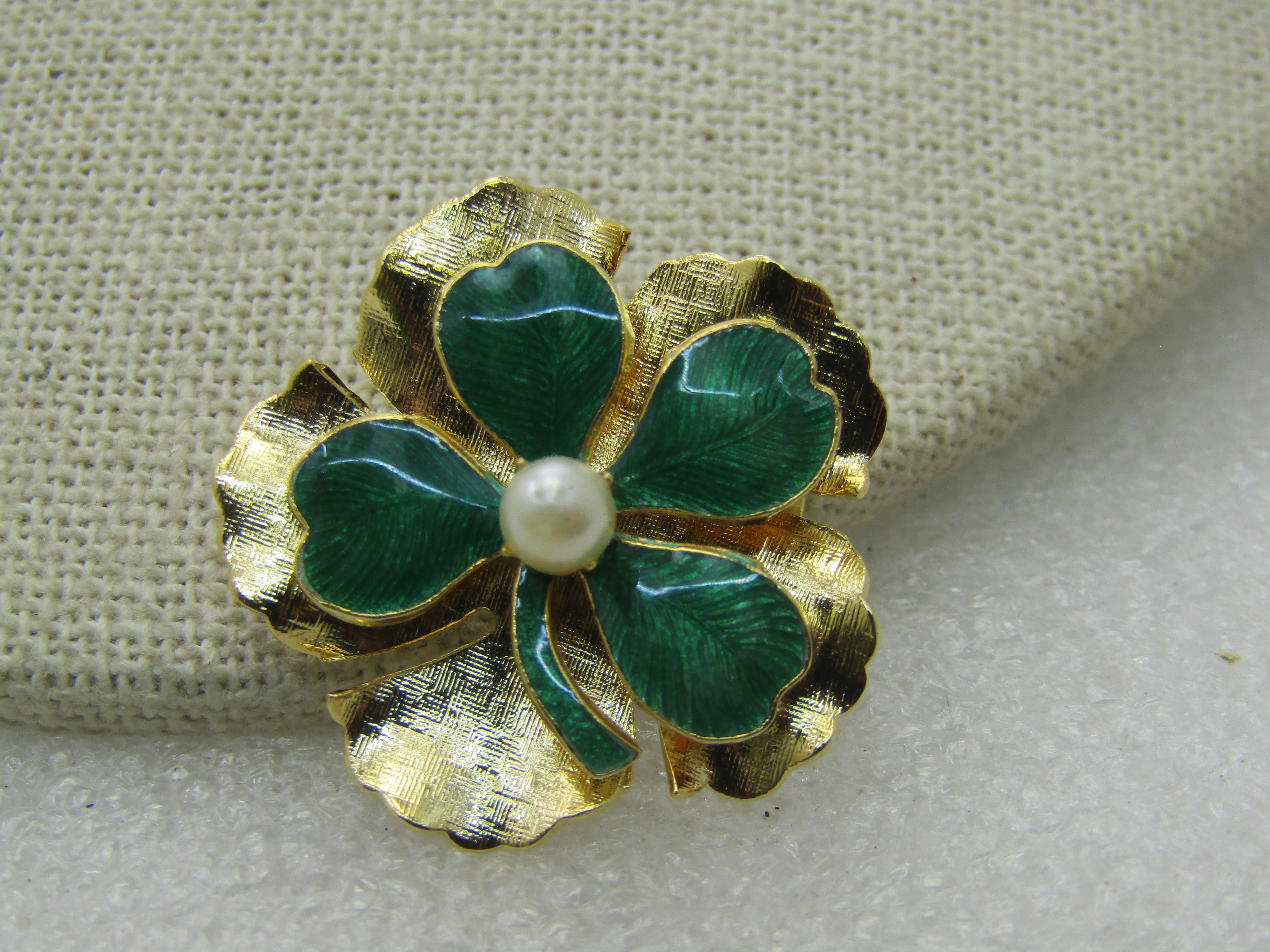 Vintage Enameled Four-Leaf Clover Brooch, Faux Pearl, 1-1/8", Gold tone