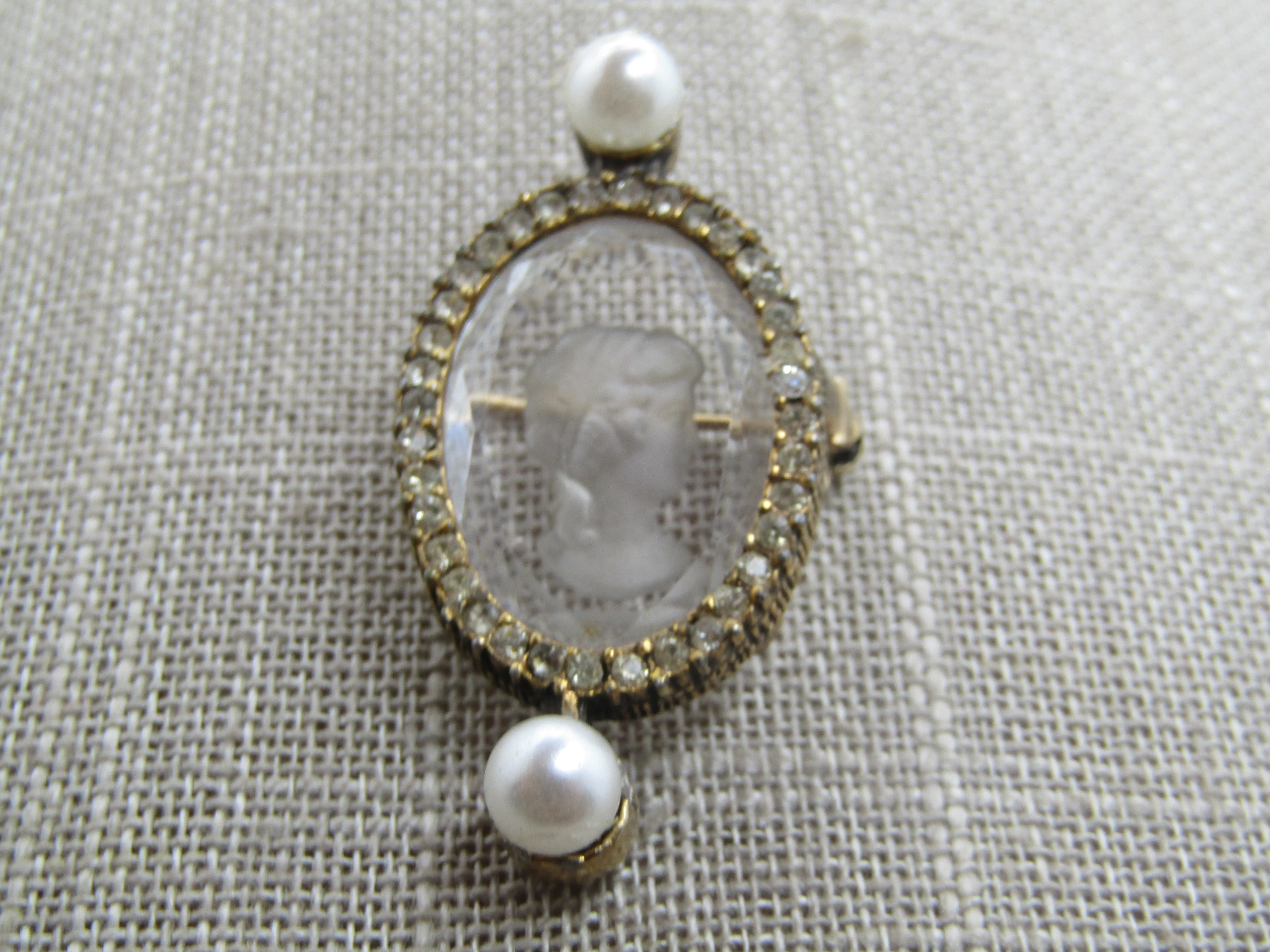 Vintage Reverse Cameo in Glass/Crystal Brooch, , Rhinestones & Faux Pearls, 1960's-1970's