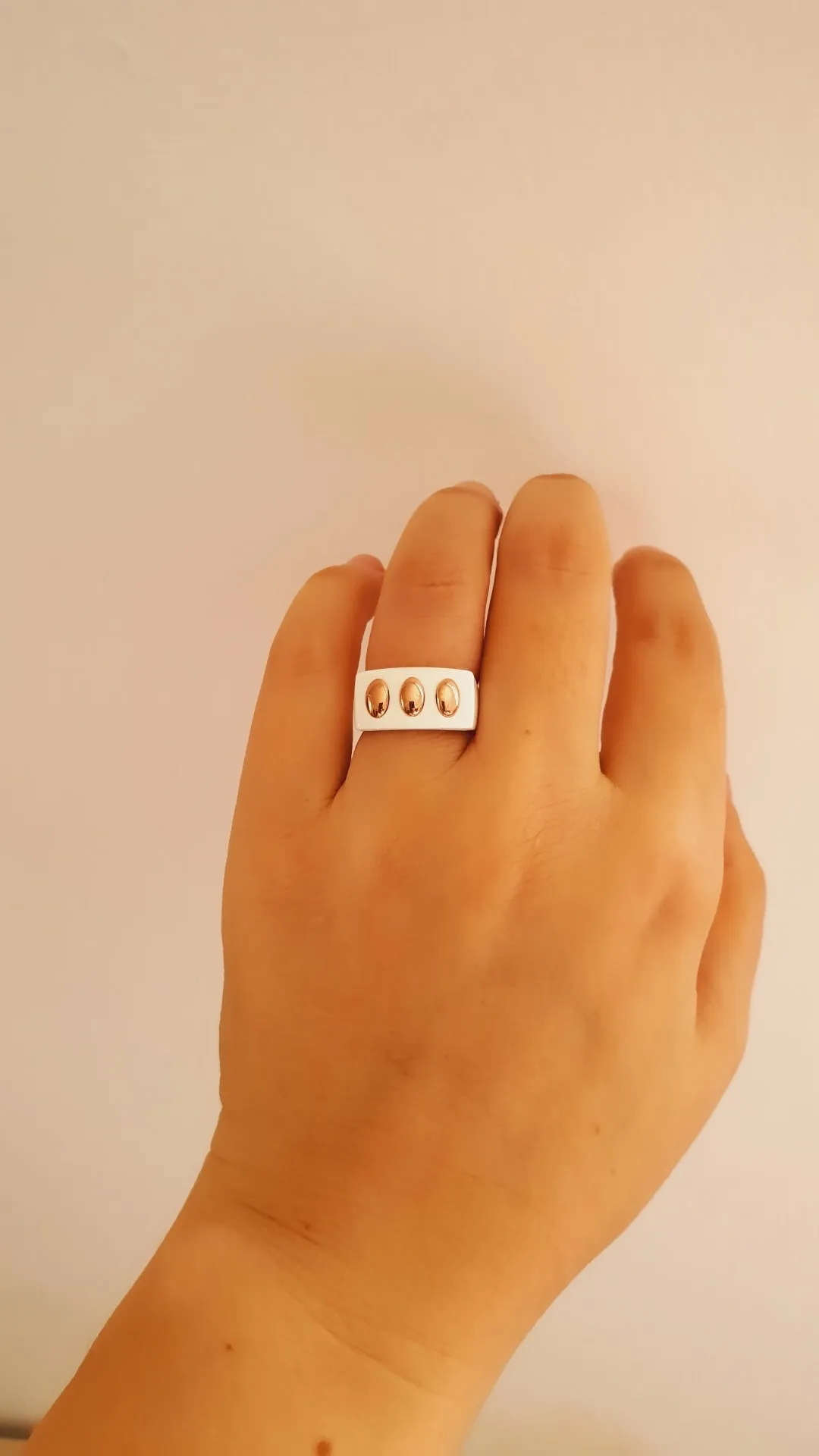 White S Globe Ring - Adjustable 925 Sterling Silver
