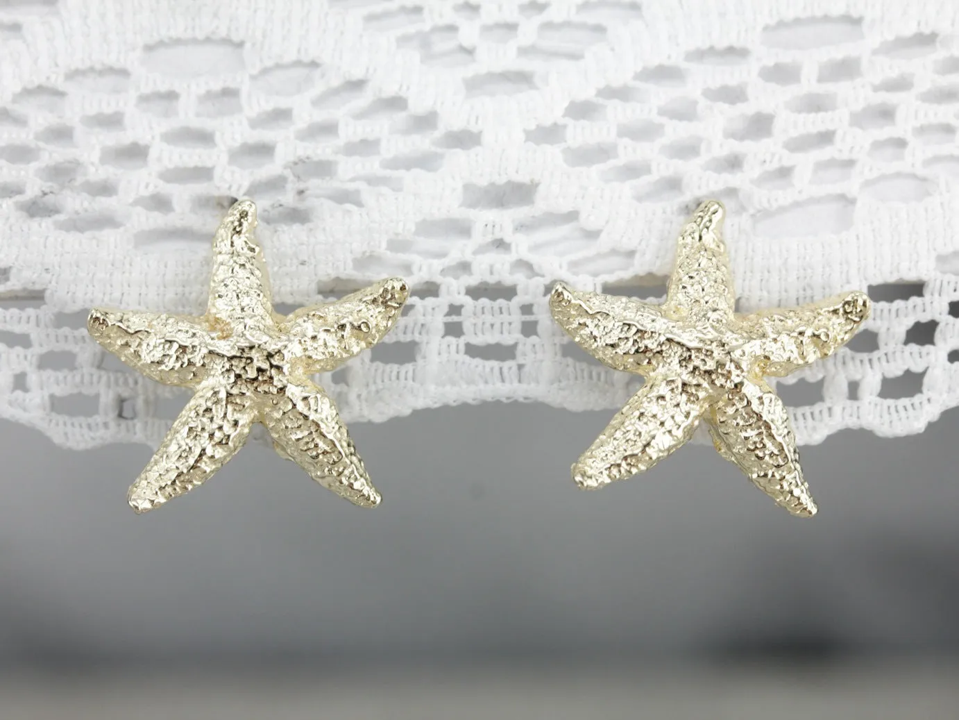Yellow Gold Starfish Stud Earrings