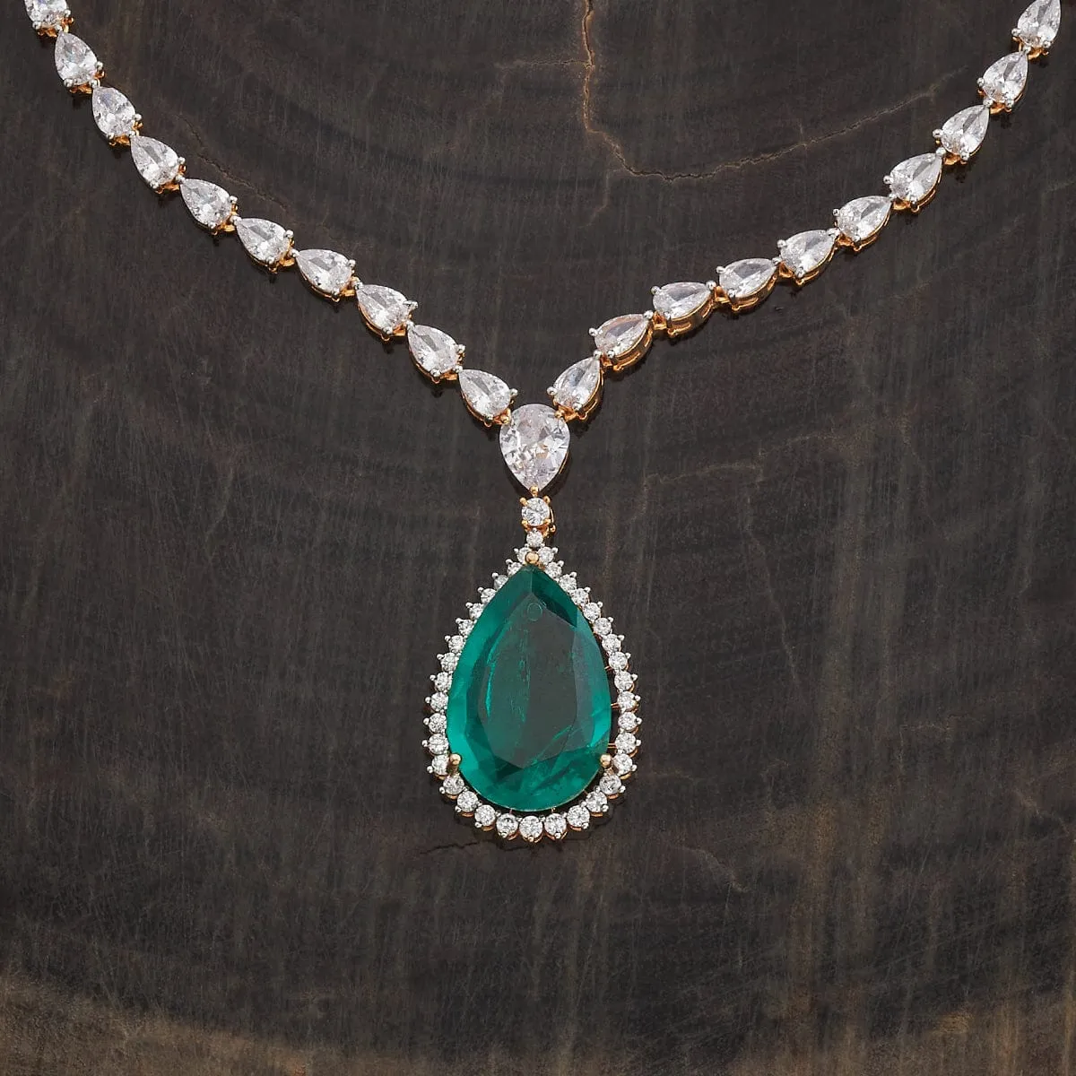 Zircon Necklace 185317